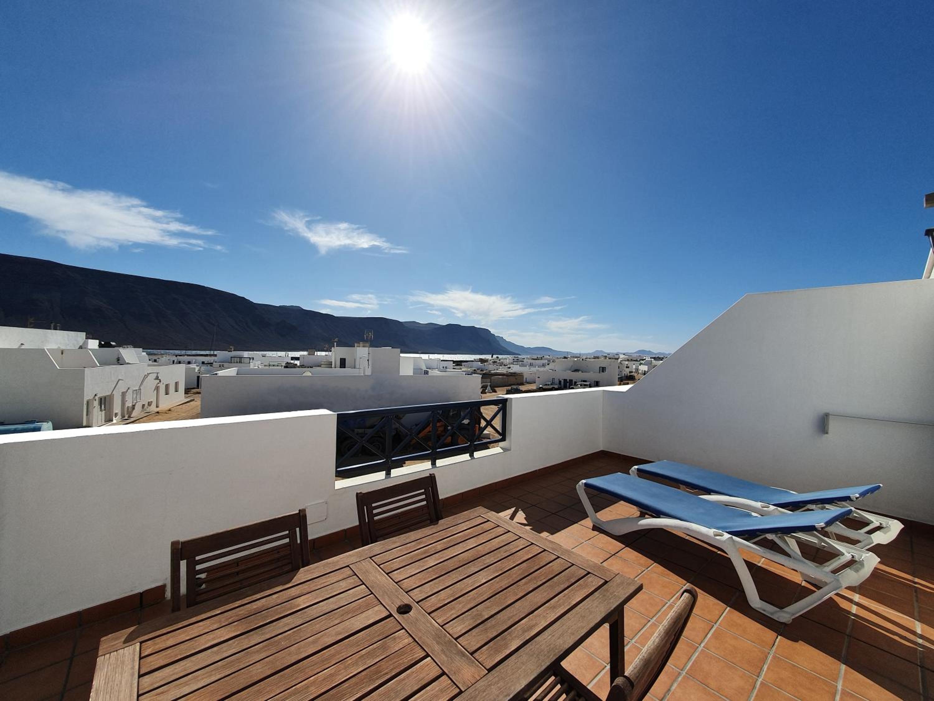 Apartment with Sea View photo 3