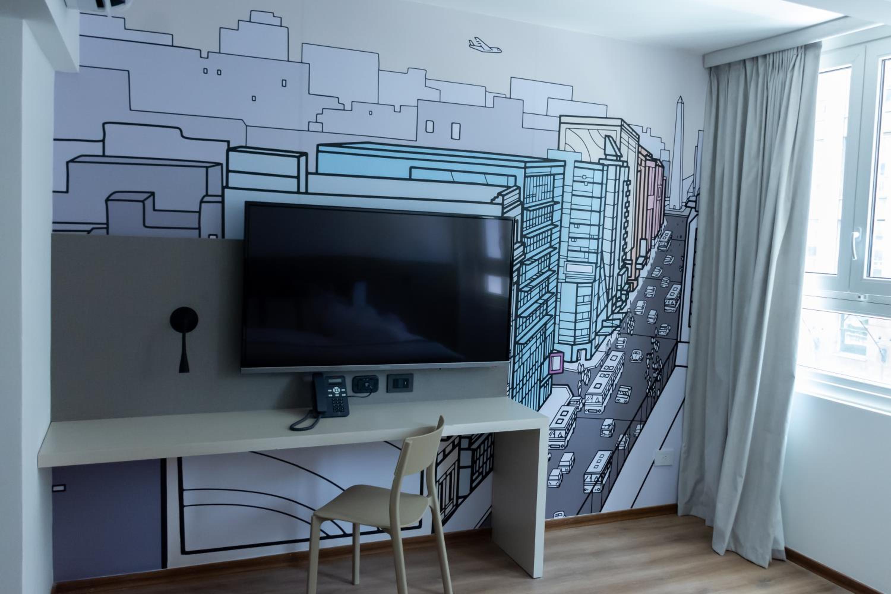 Standard Double Room thumbnail 5