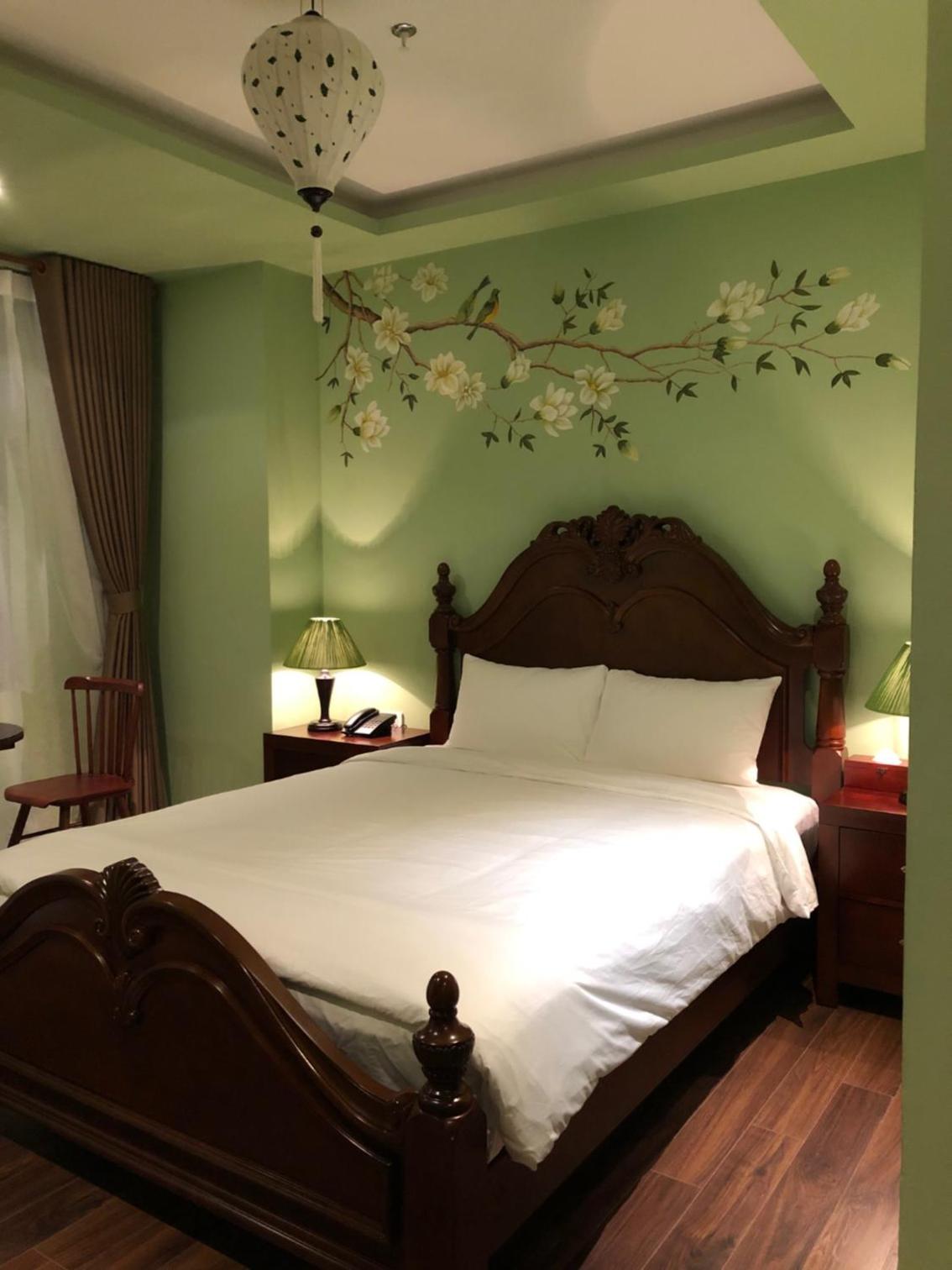 Standard Queen Room - Day Use Offer (3 Hours)
