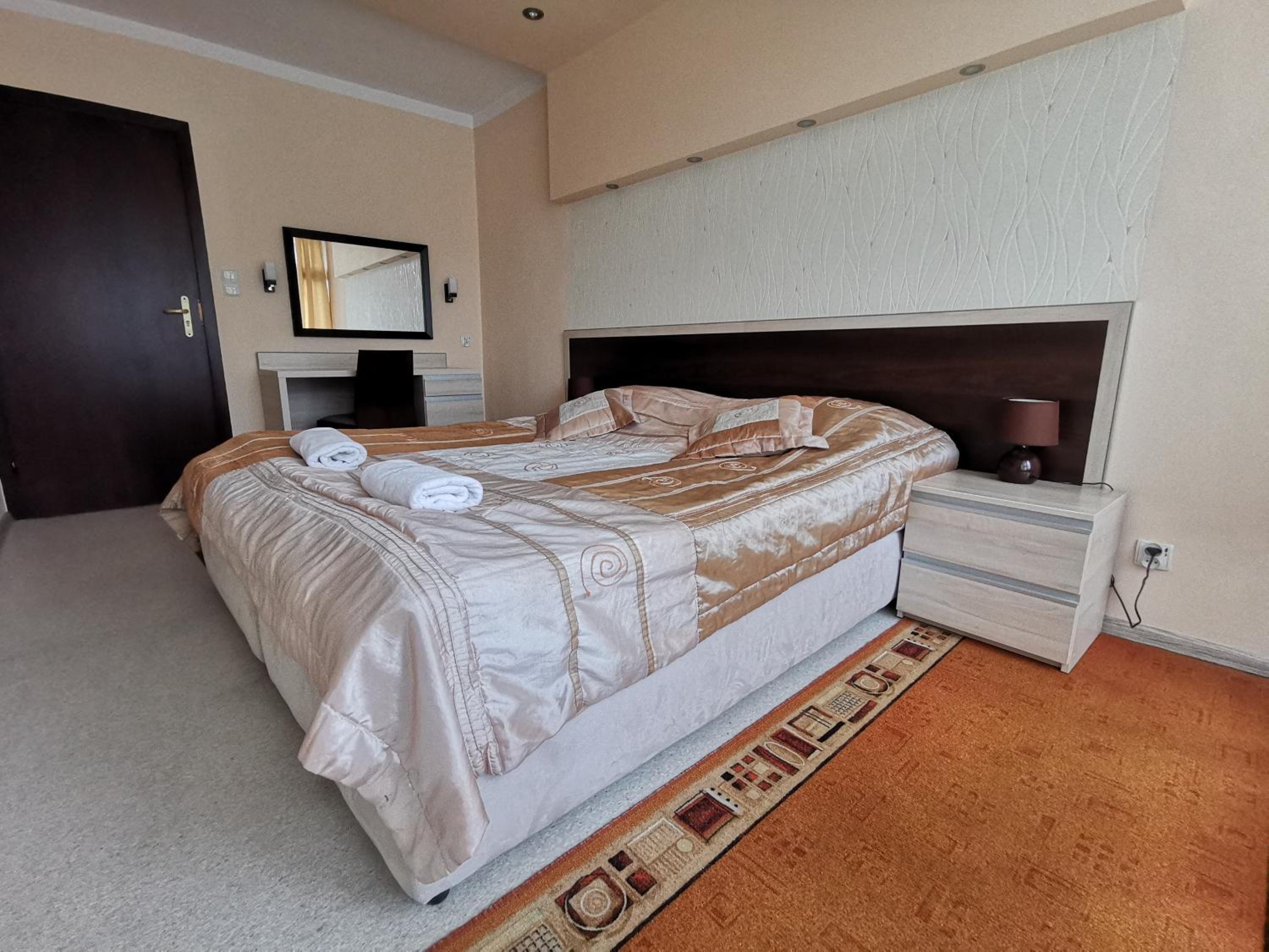 Deluxe Double Room photo 2