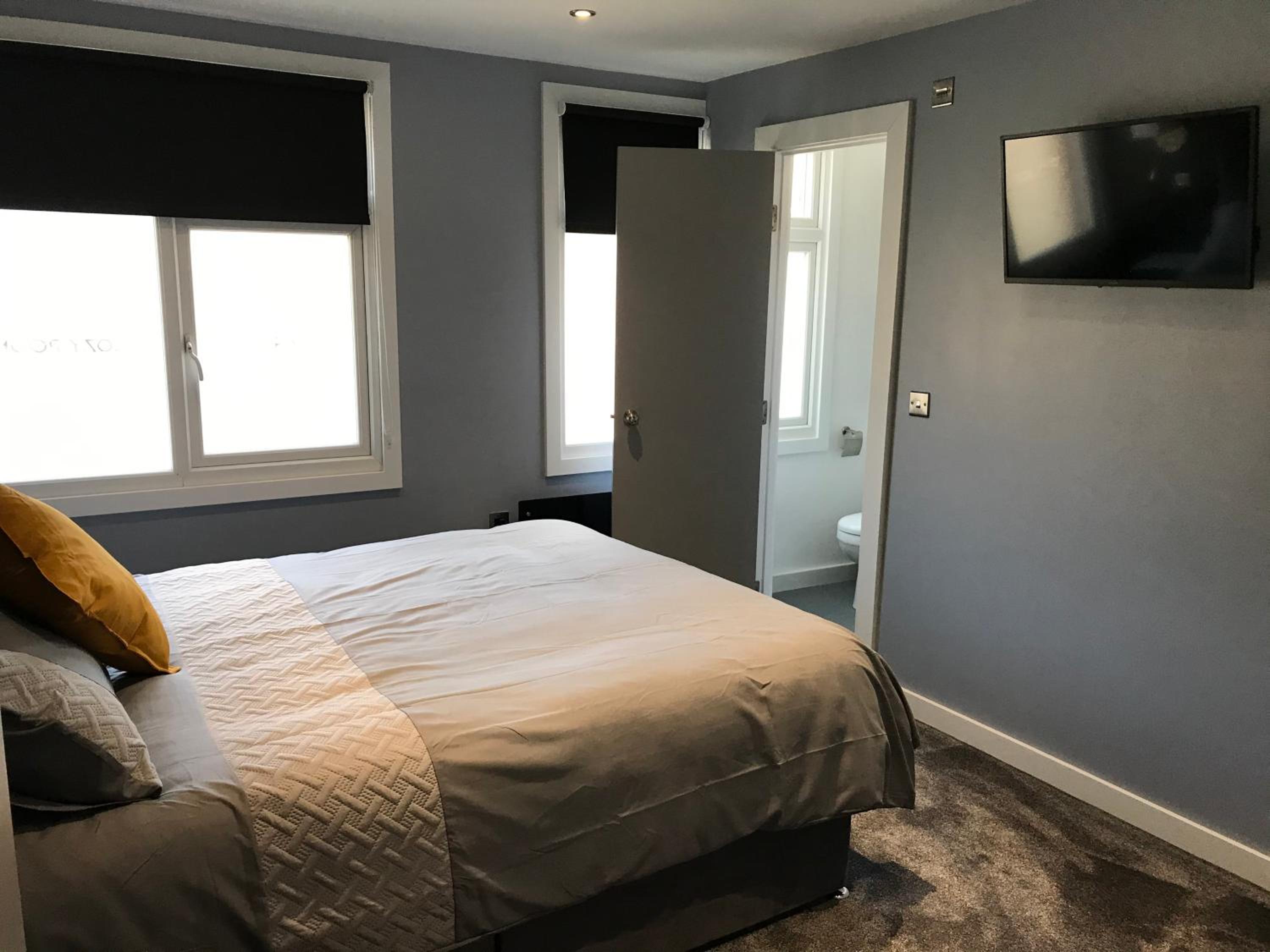 Double Room with Private Bathroom photo 1