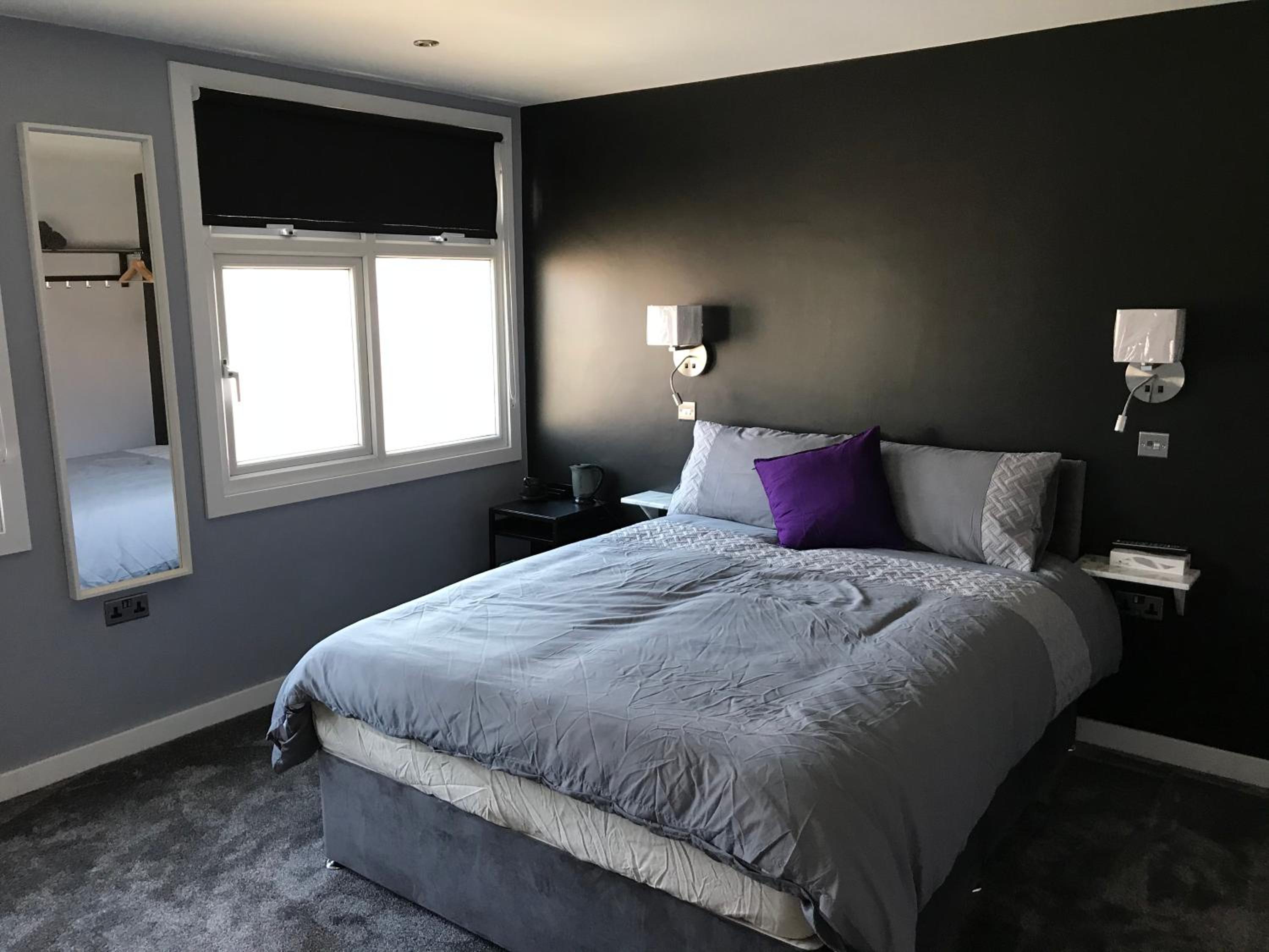 Double Room with Shared Bathroom photo 1