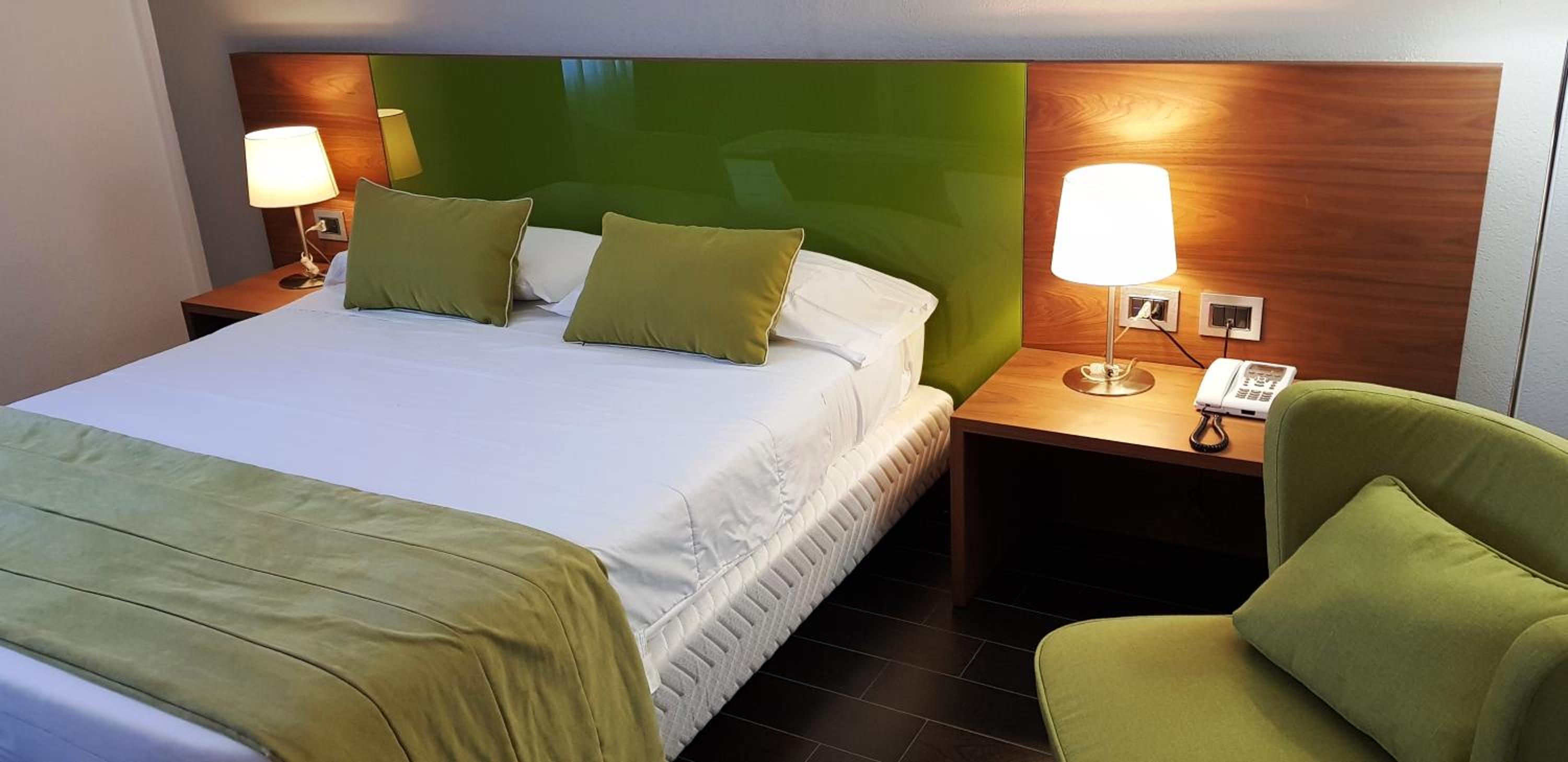 Deluxe Double Room - Photo 6