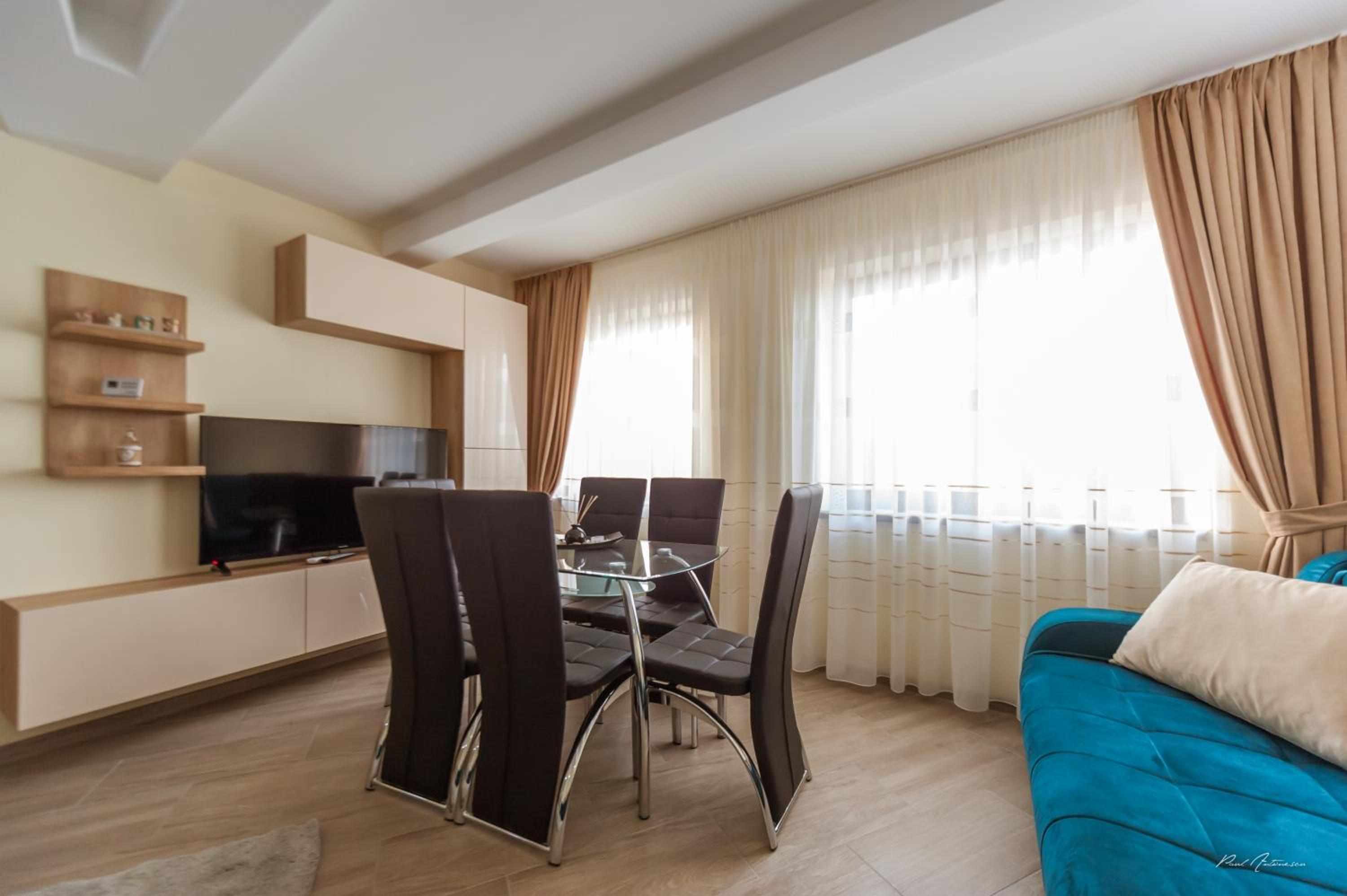 One-Bedroom Apartment - Photo 12