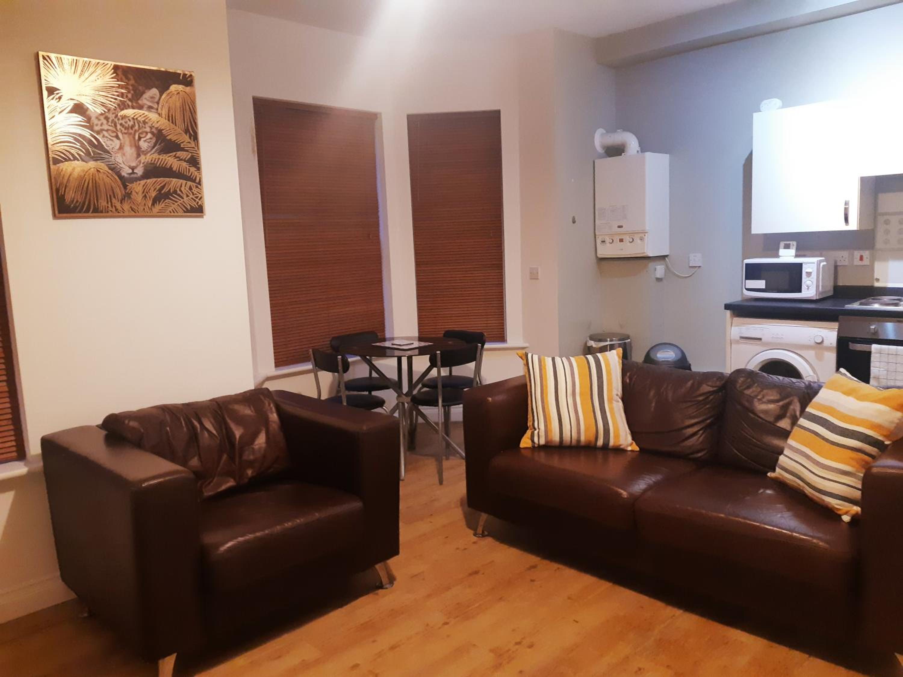 One-Bedroom Apartment photo 2