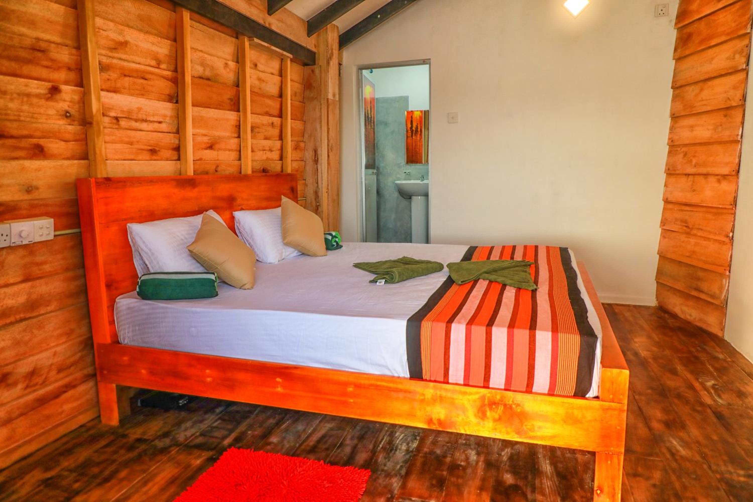 Deluxe Double Room with Balcony and Sea View photo 2