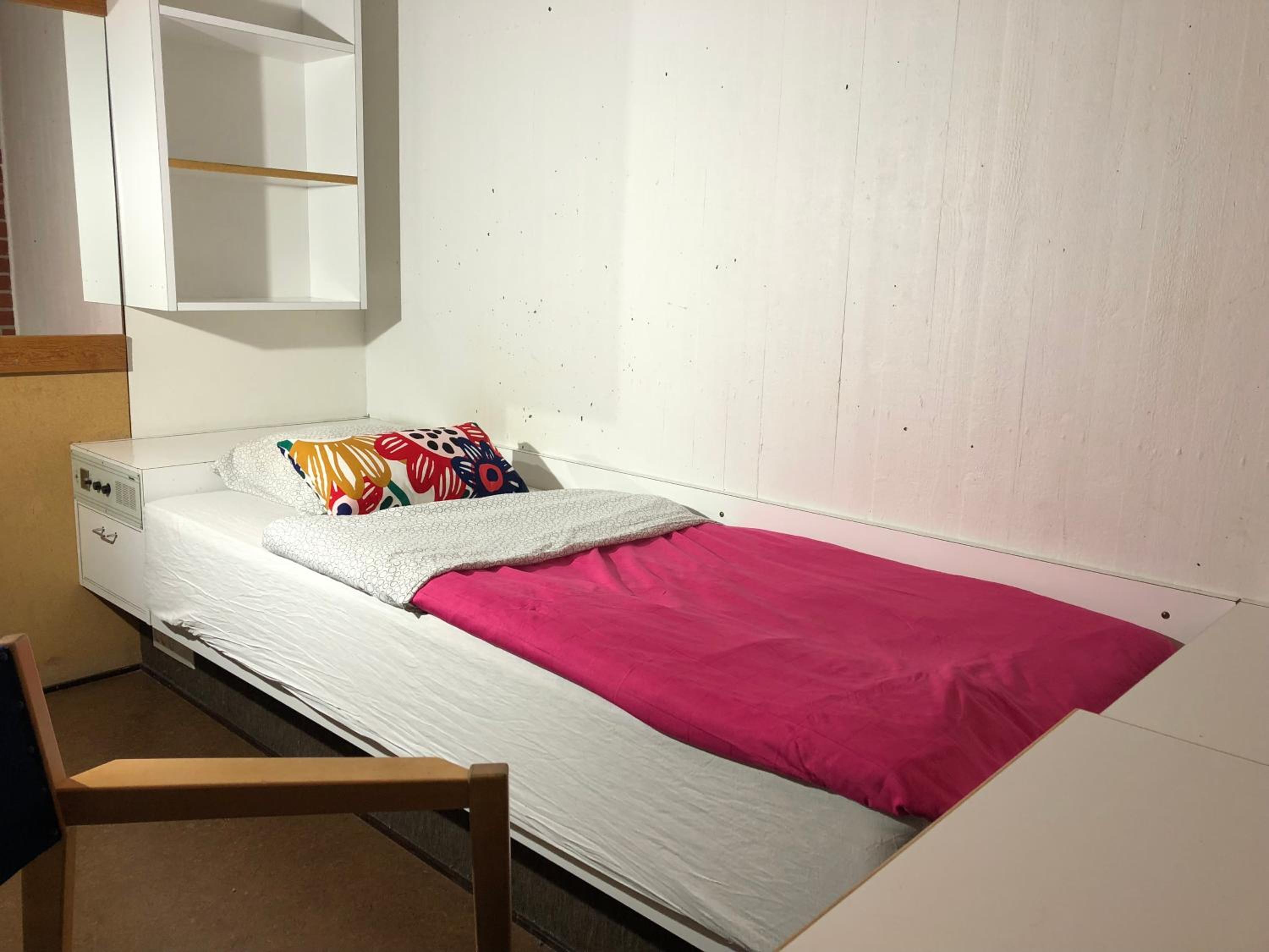 Budget Single Room photo 2