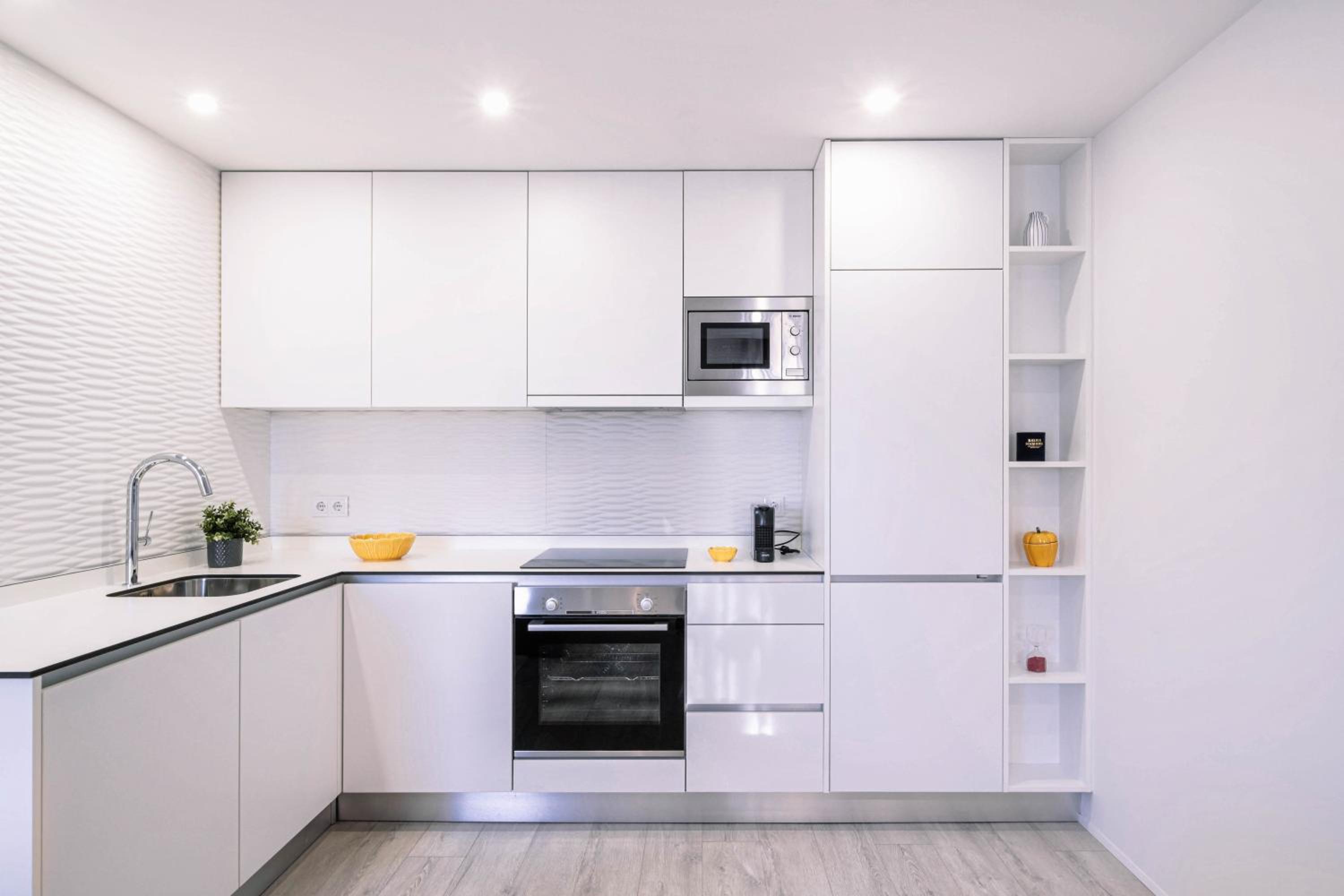 One-Bedroom Apartment - Photo 13