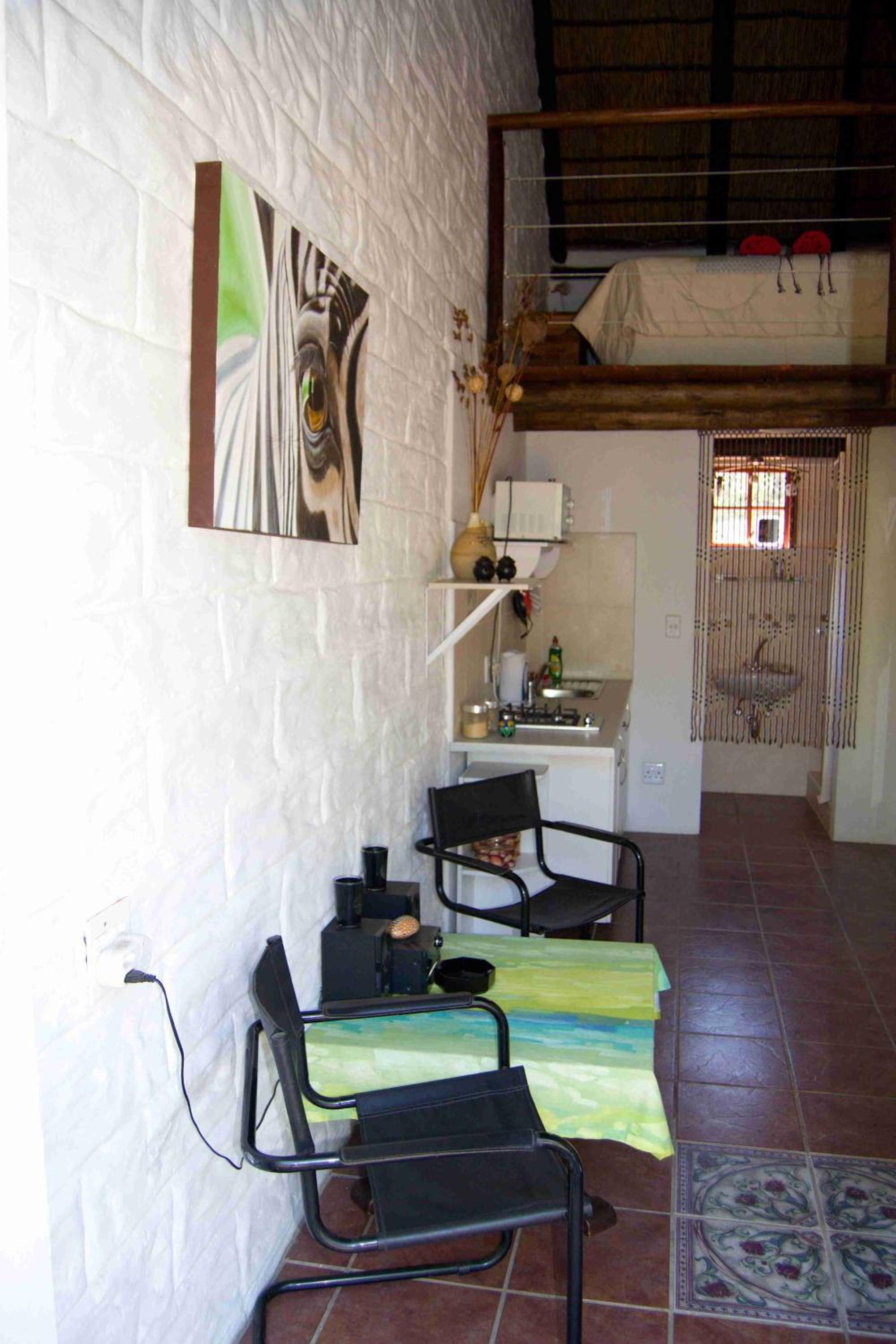 Apartment - Split Level - Photo 5