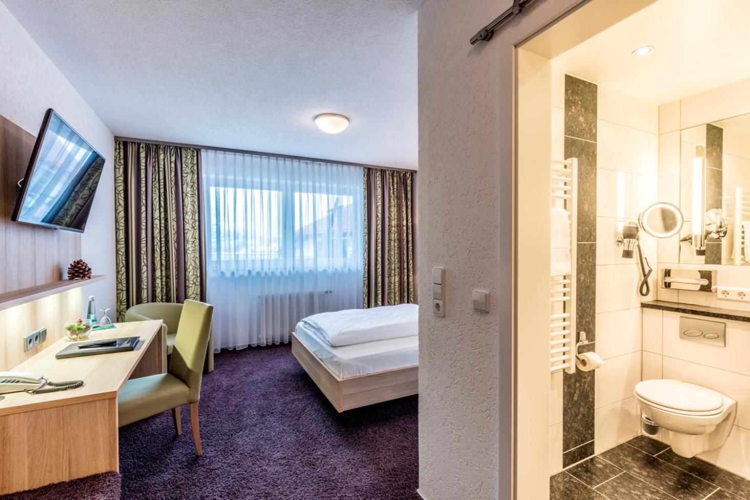 Single Room photo 3