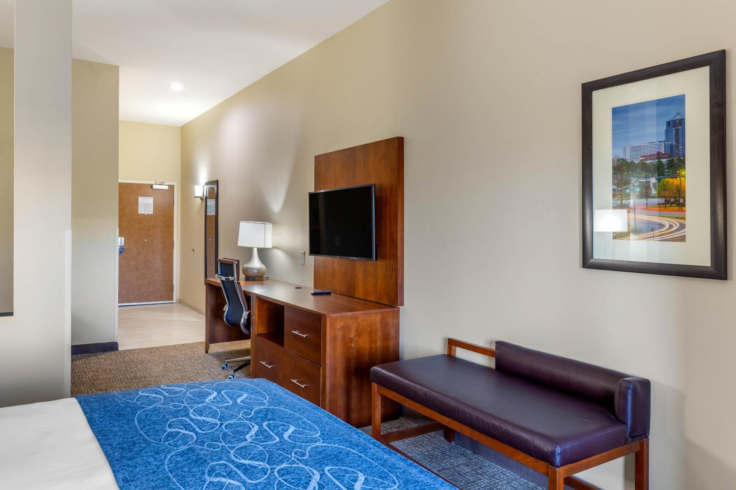 King Room - Non-Smoking - Photo 18