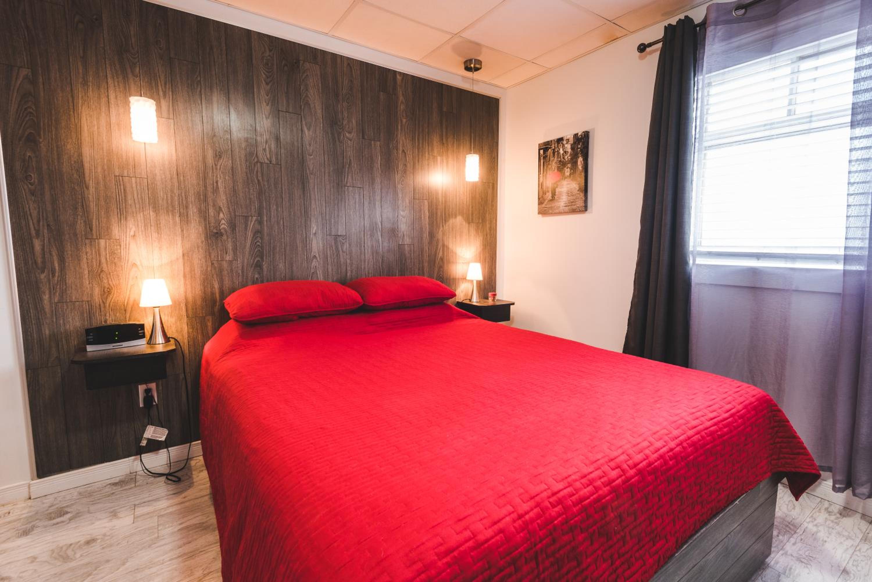 Double Room - Photo 3