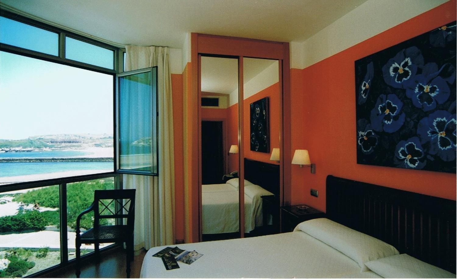 Standard Twin Room with Sea View photo 1