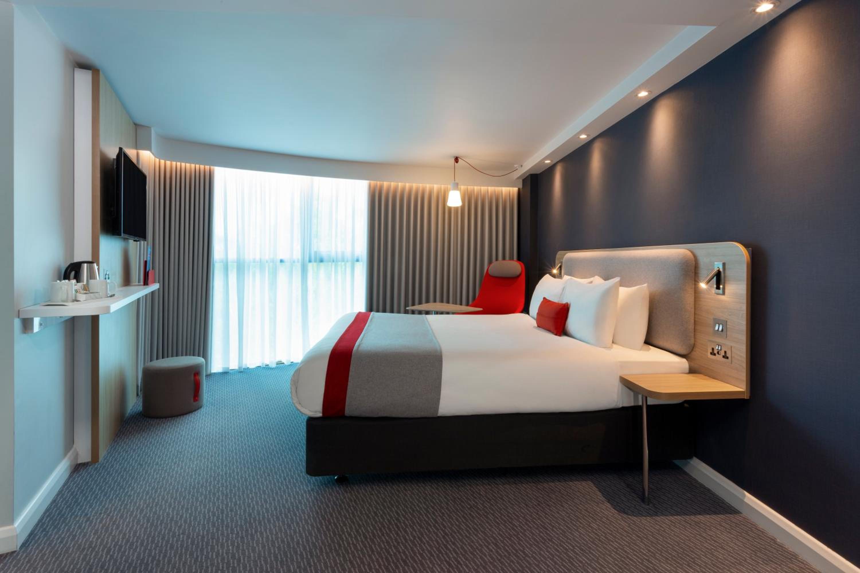 Standard Double Room with Free Hot Breakfast photo 2