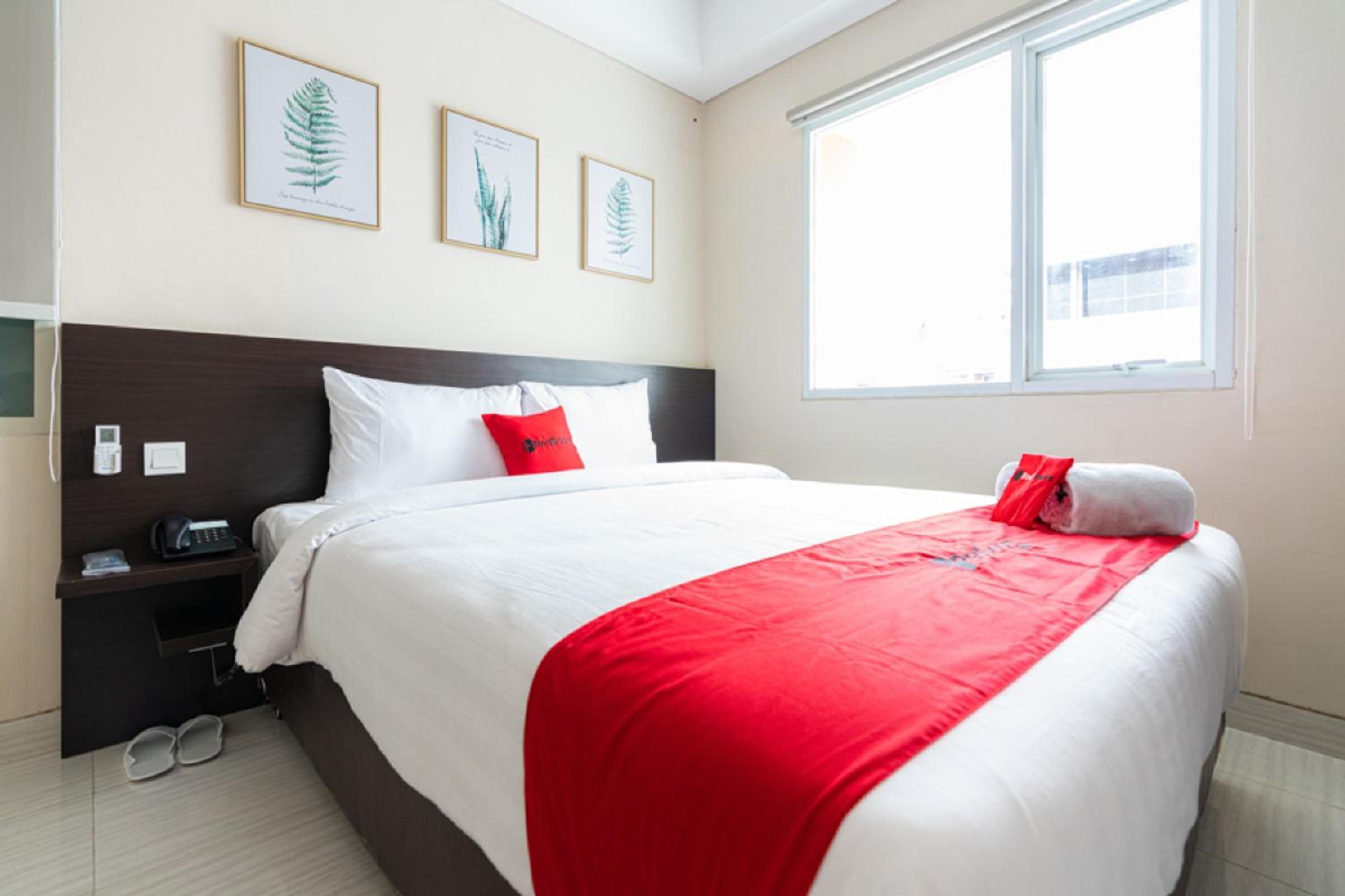 Deluxe Room - Photo 4