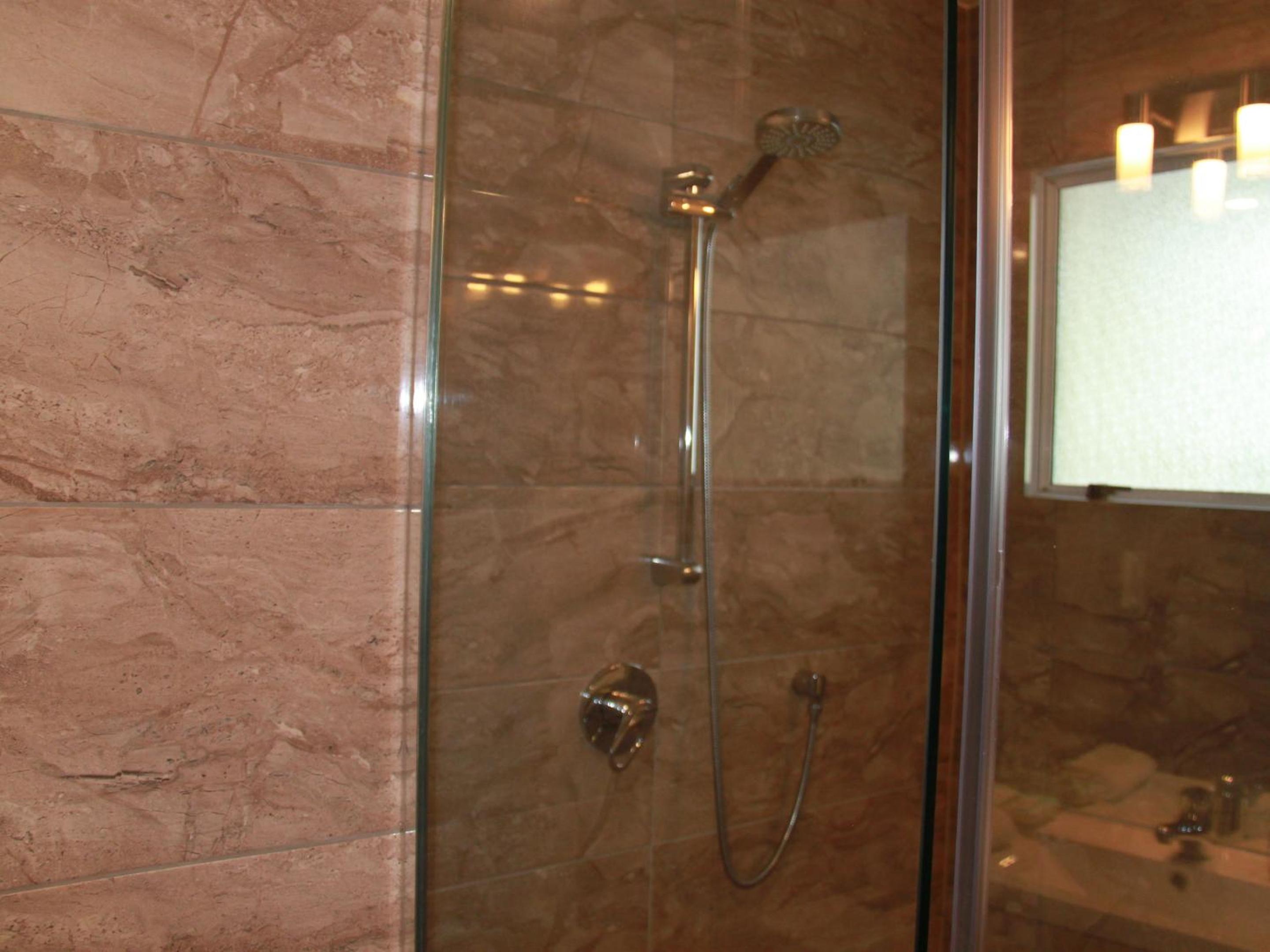 Premium Deluxe Studio - Photo 2