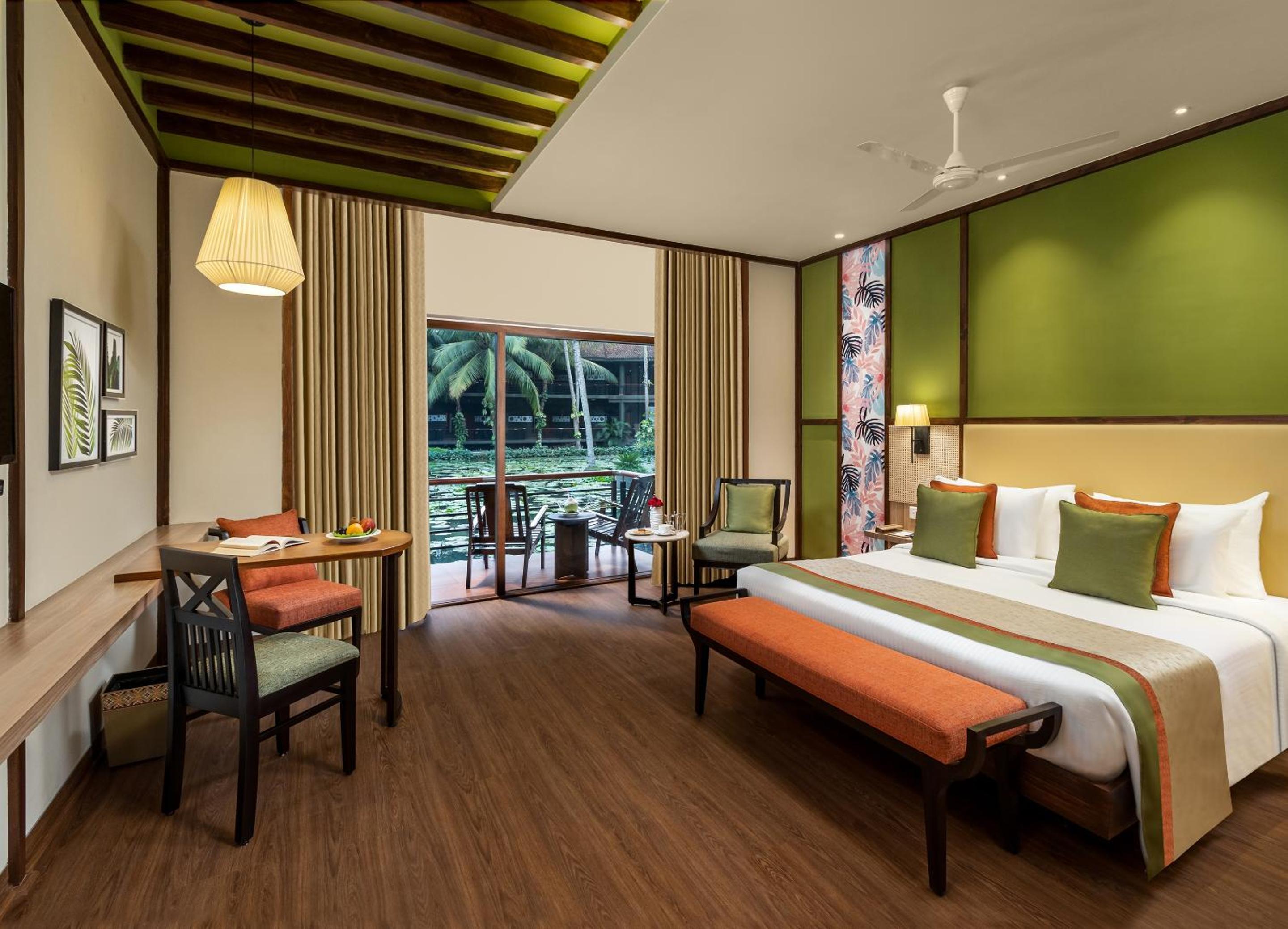 Premium Room With Balcony photo 2