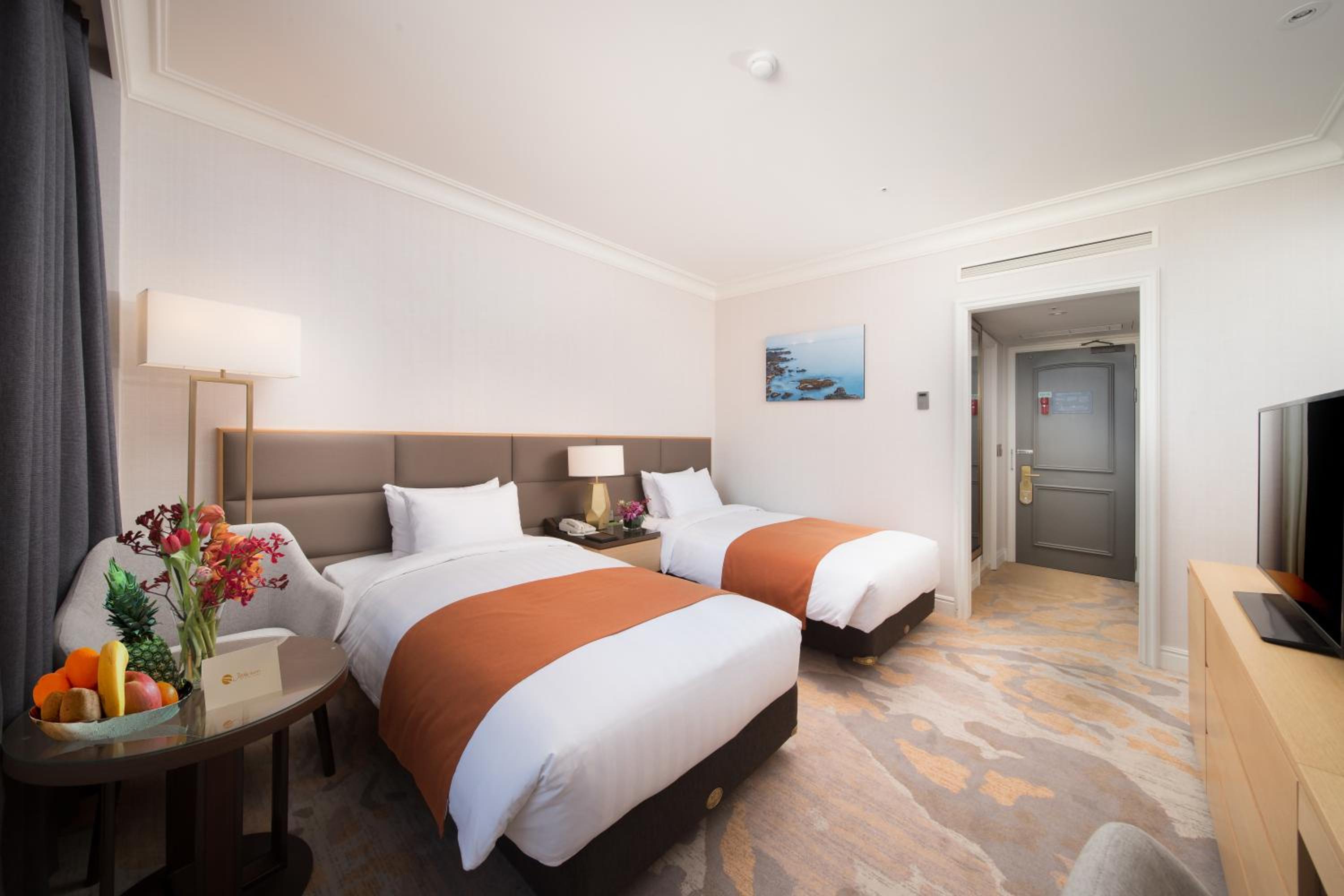 Standard Twin Room - Photo 2