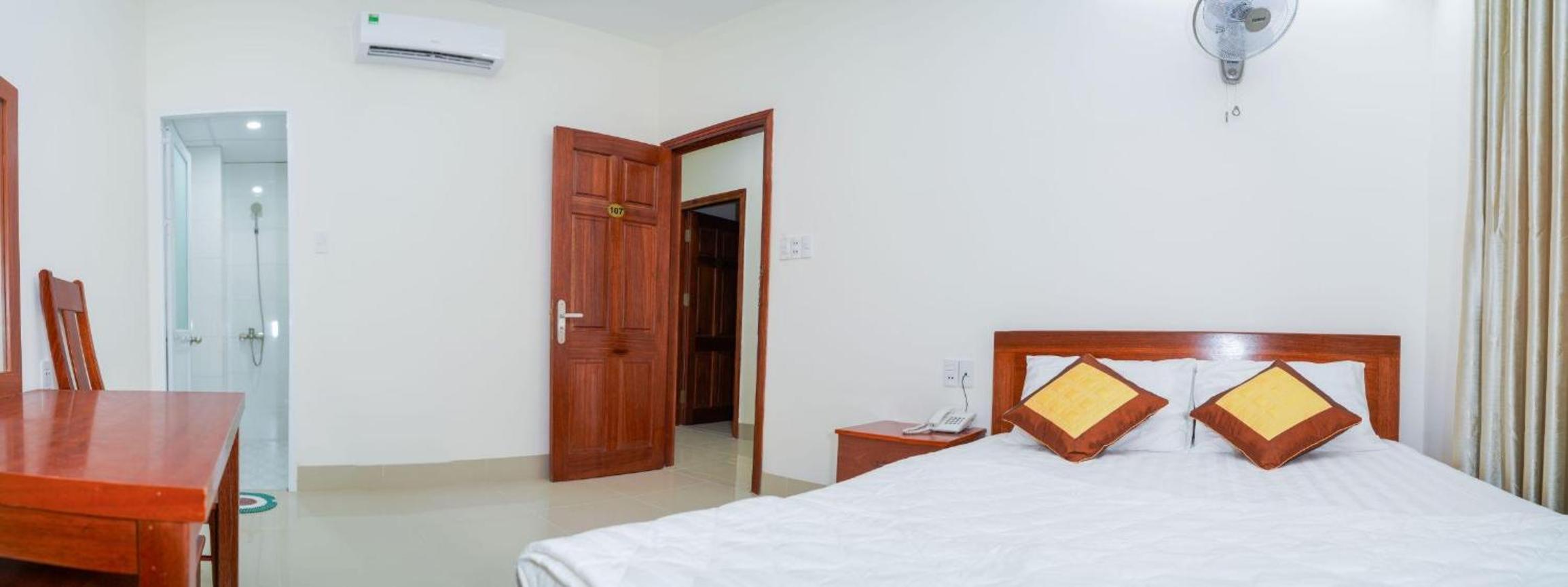 Standard Double Room - Photo 3