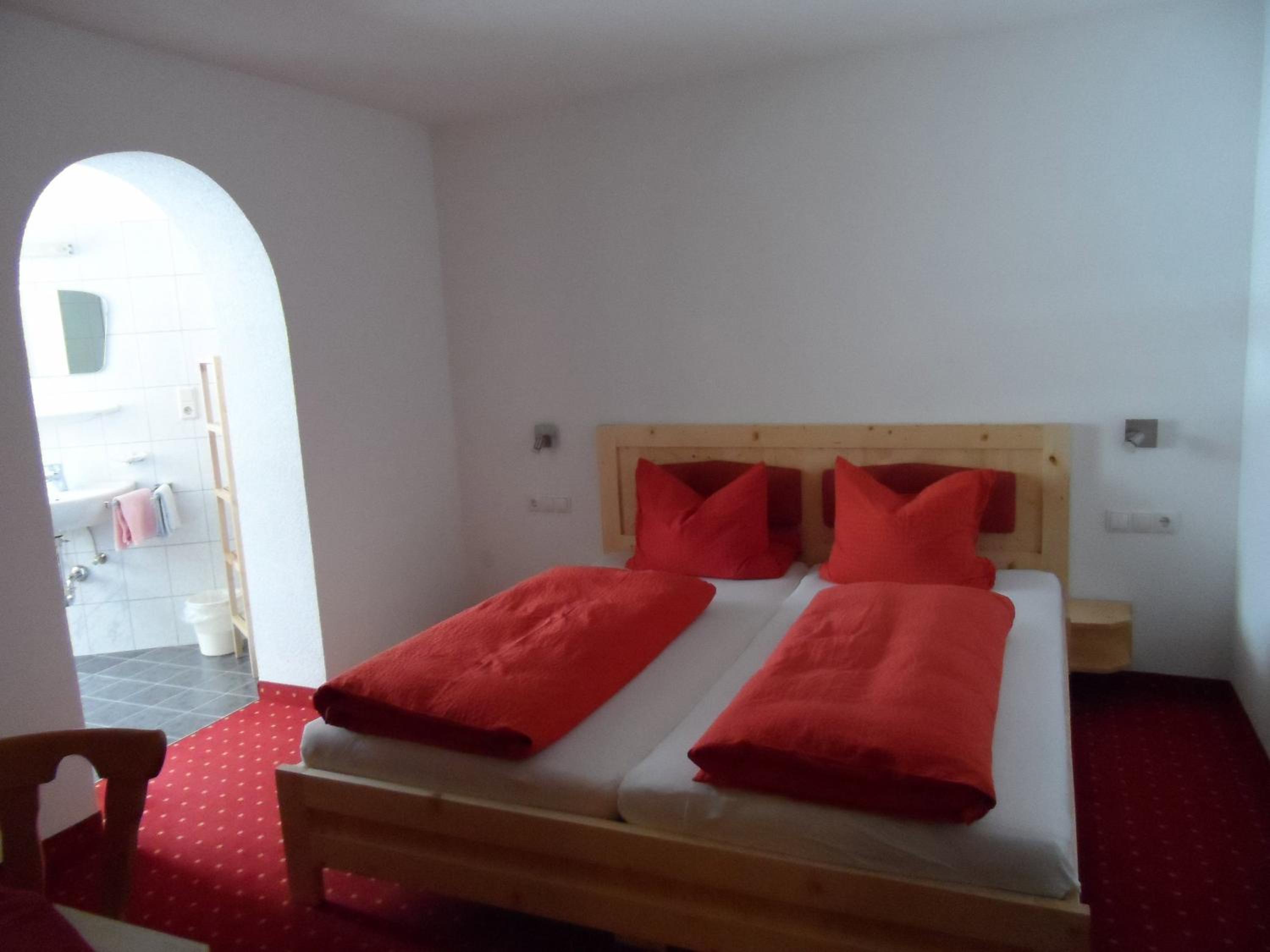 Double Room - Photo 4