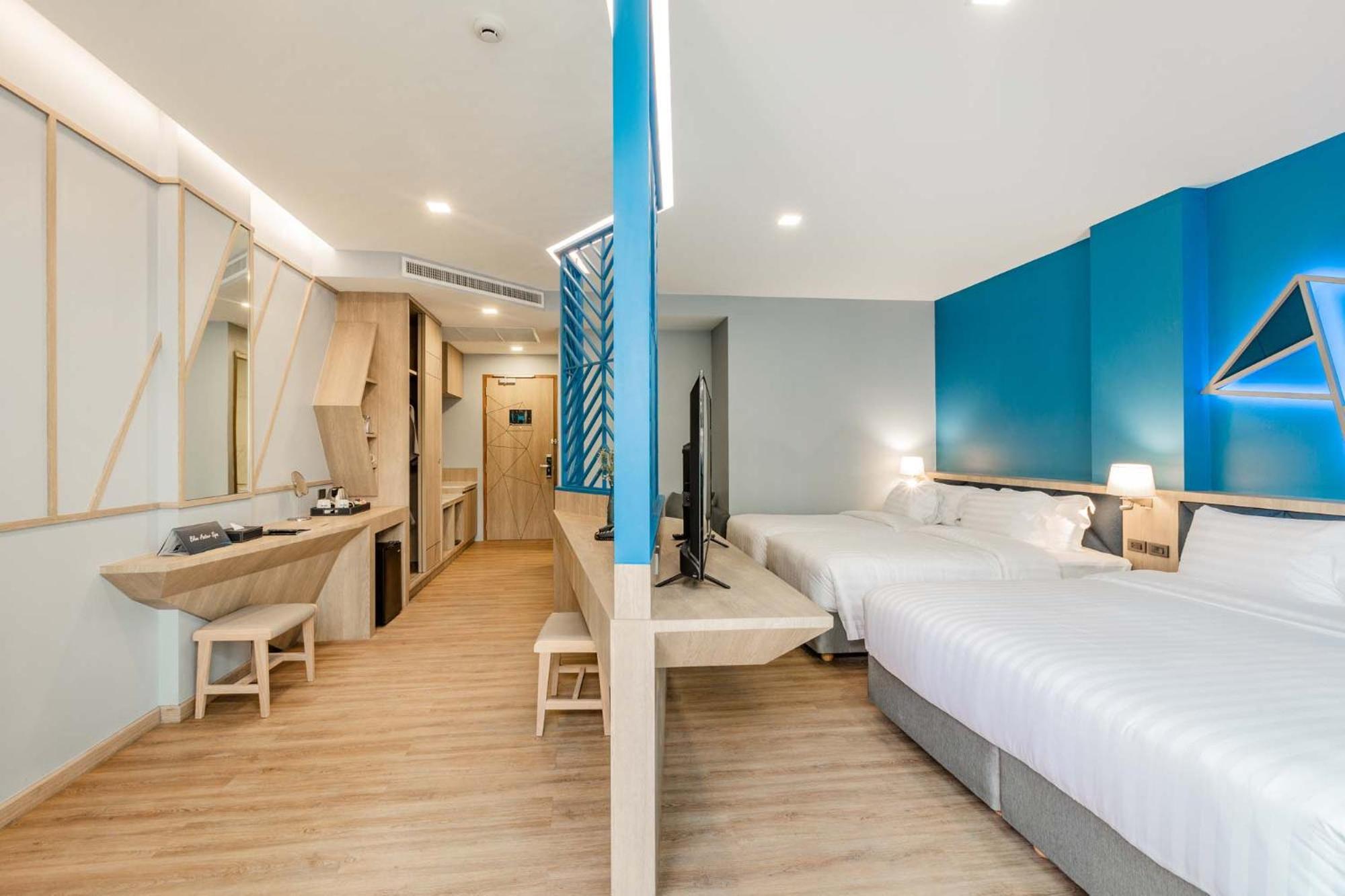 Deluxe Quadruple Room - Photo 5