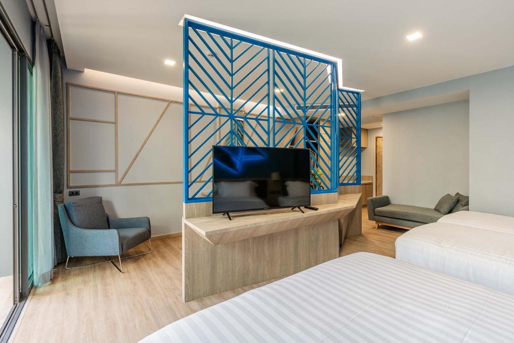 Deluxe Quadruple Room - Photo 3