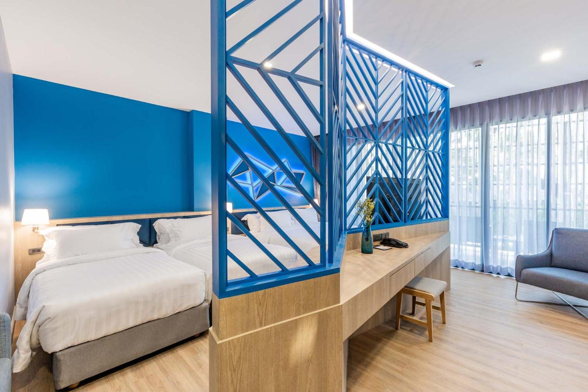 Deluxe Quadruple Room - Photo 2