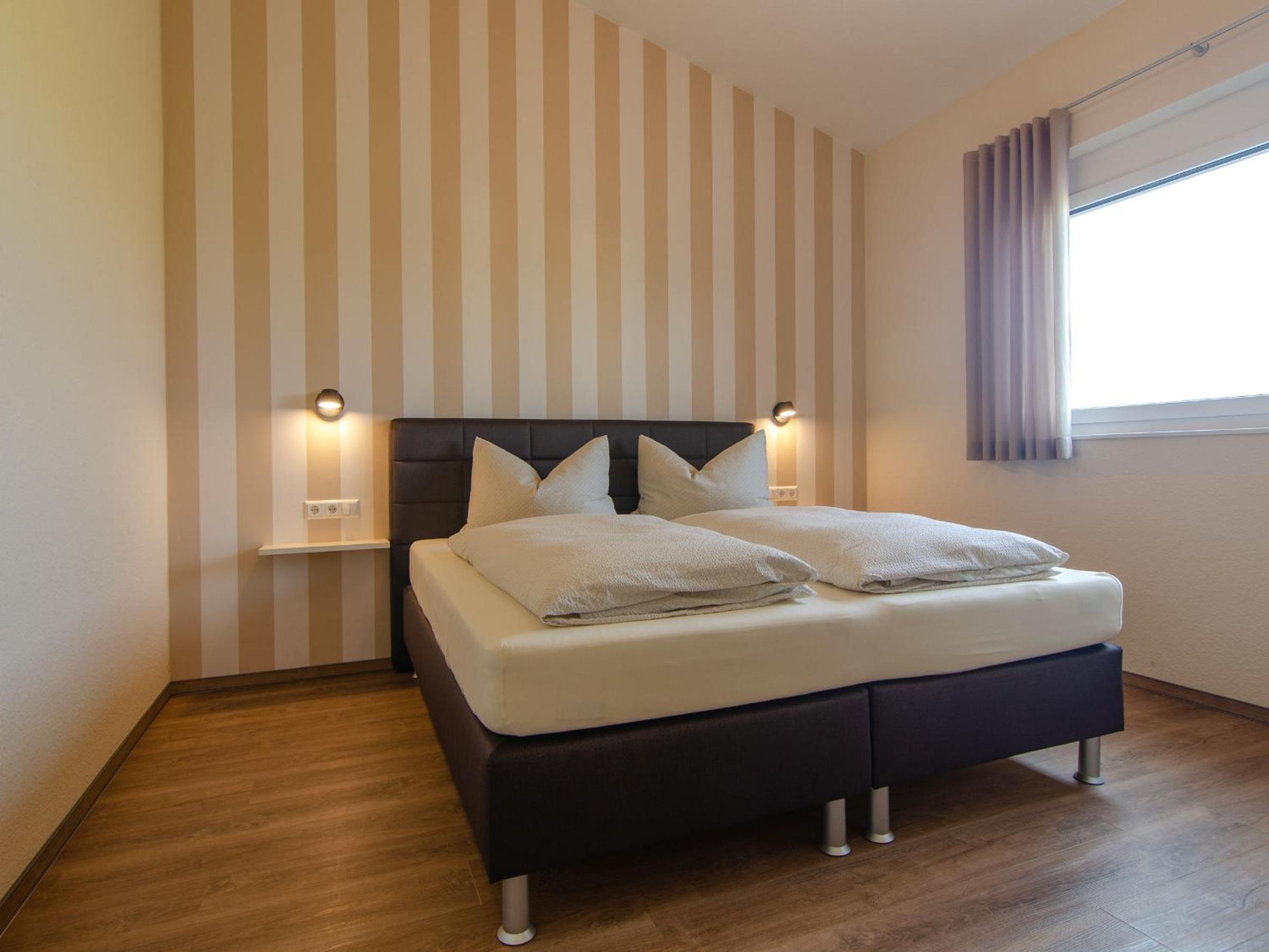 Two-Bedroom Deluxe Apartment with Balcony