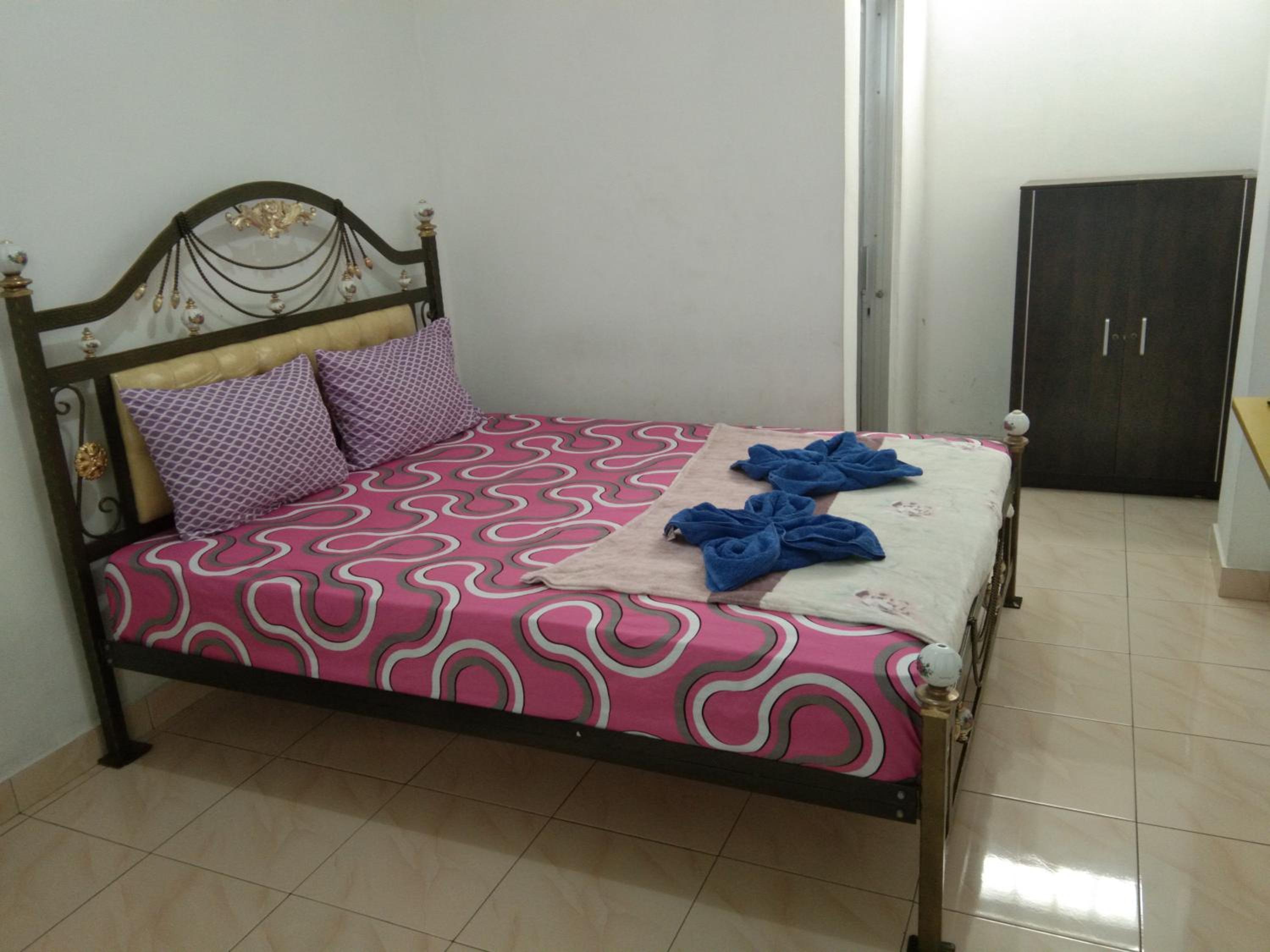 Standard Double or Twin Room - Photo 7