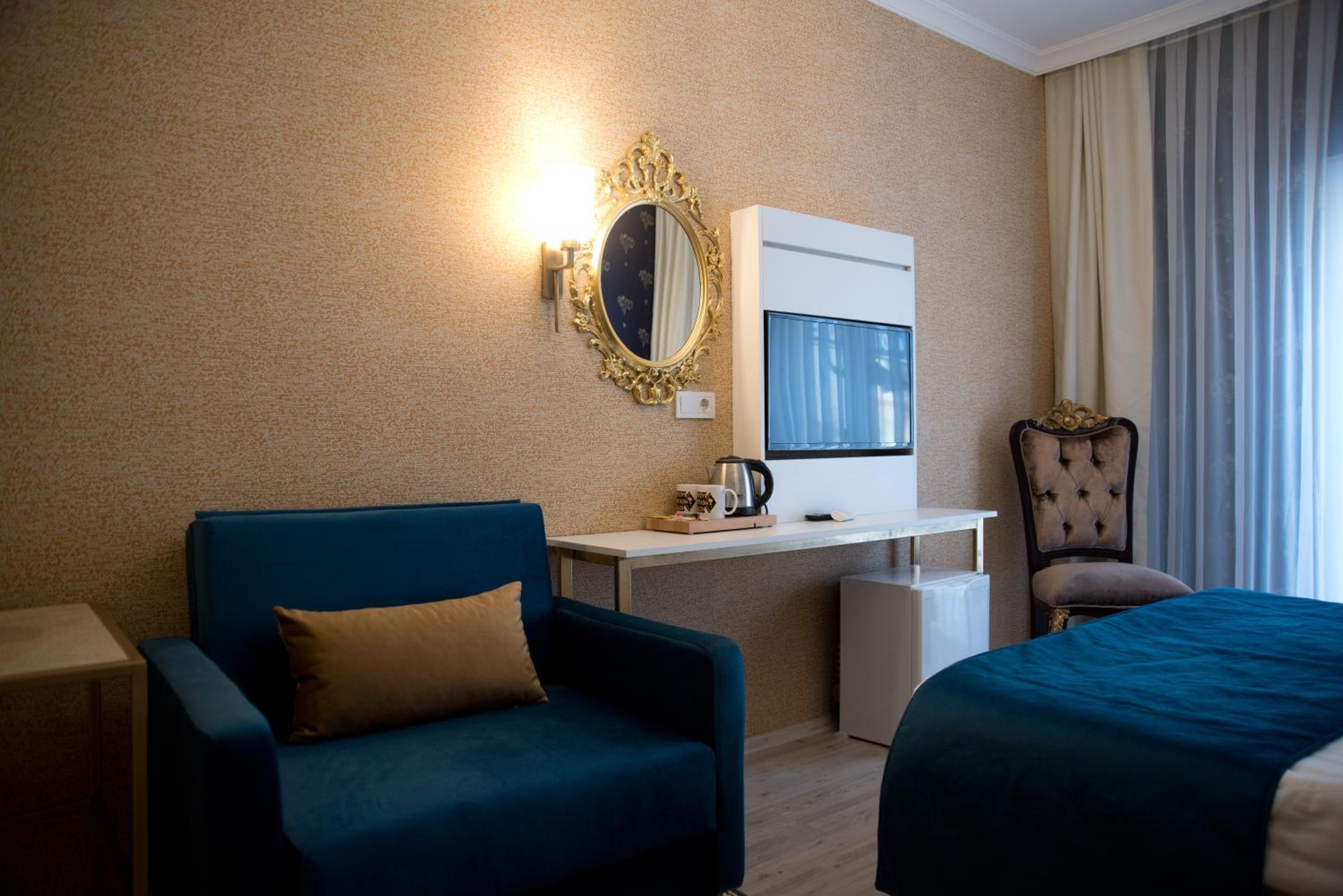 Deluxe Double Room photo 2