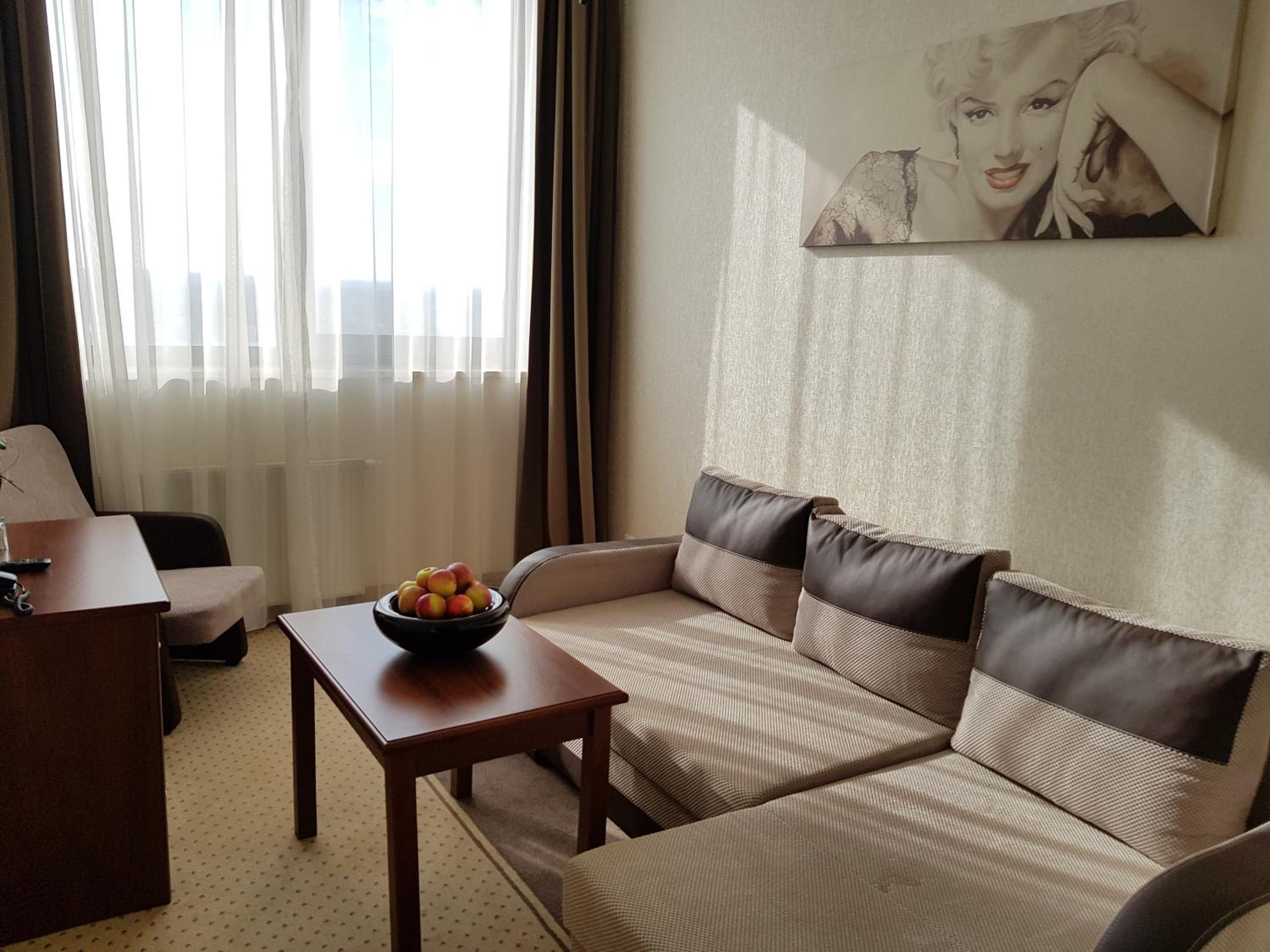 Apartment - Photo 2