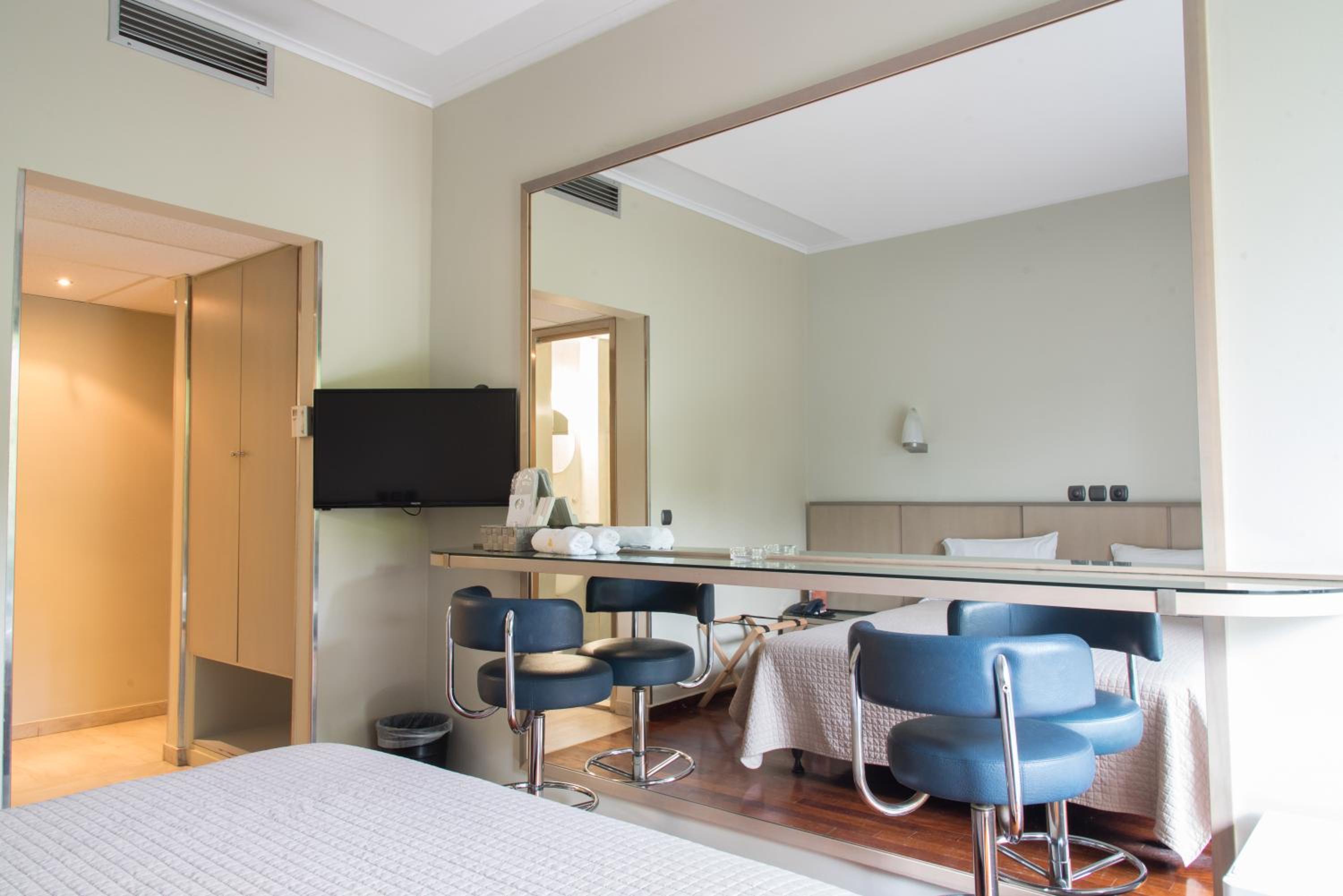 Superior Double Room photo 2