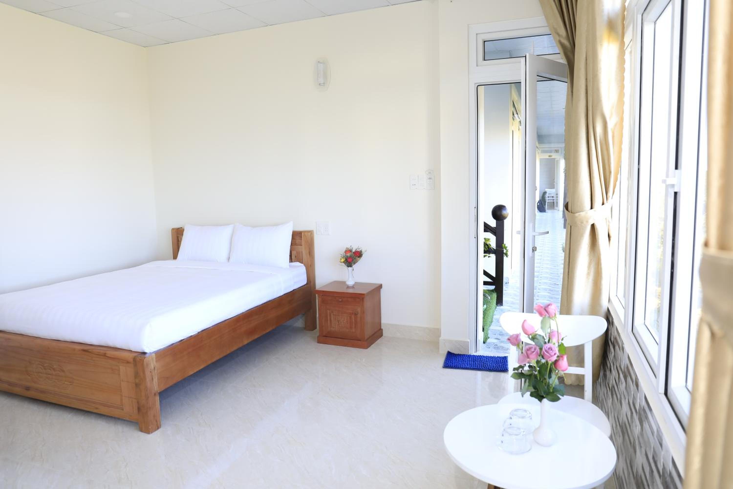 Double Room - Photo 2