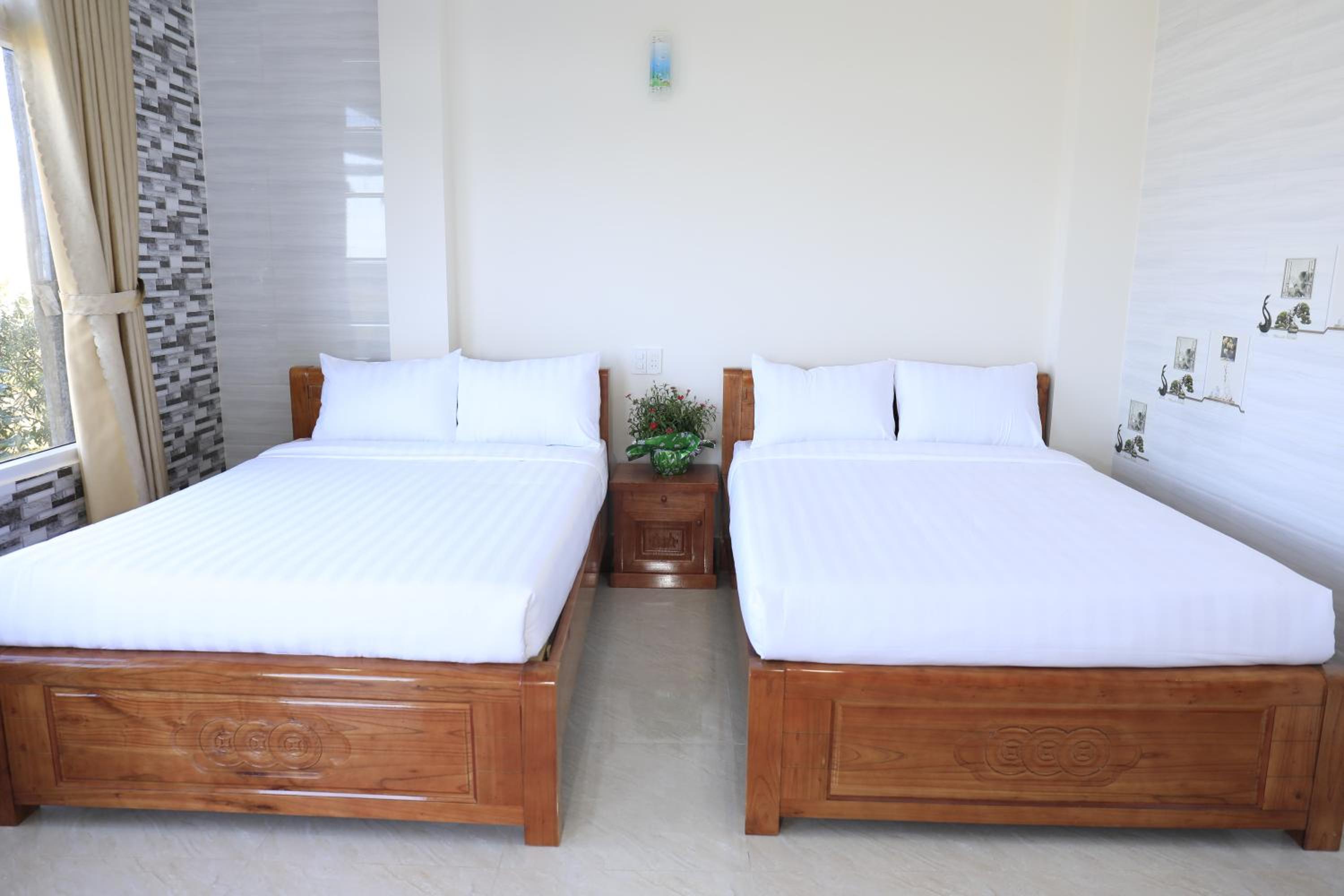 Quadruple Room - Photo 8