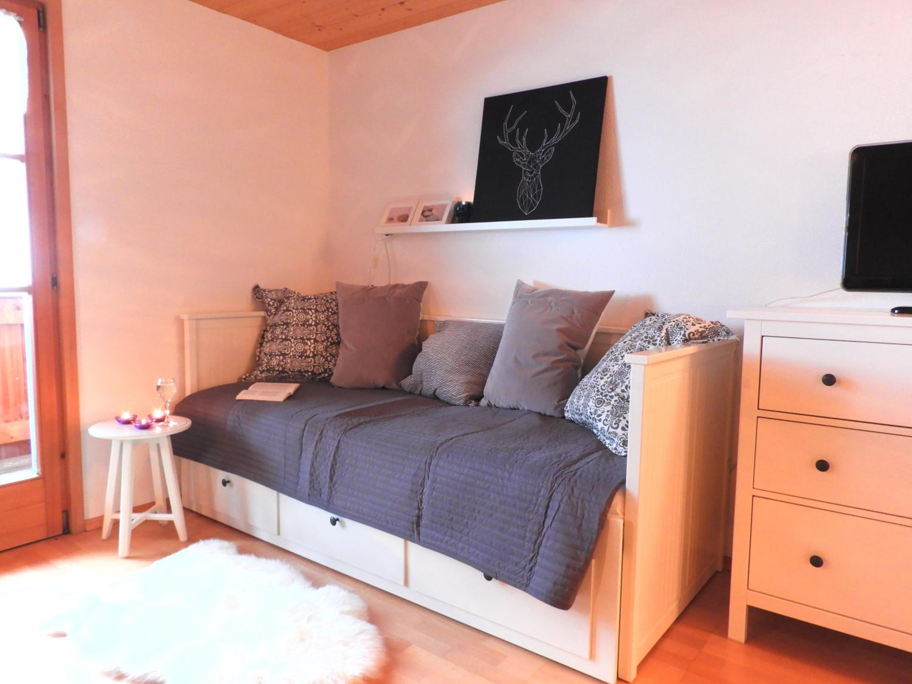 One-Bedroom Apartment photo 1