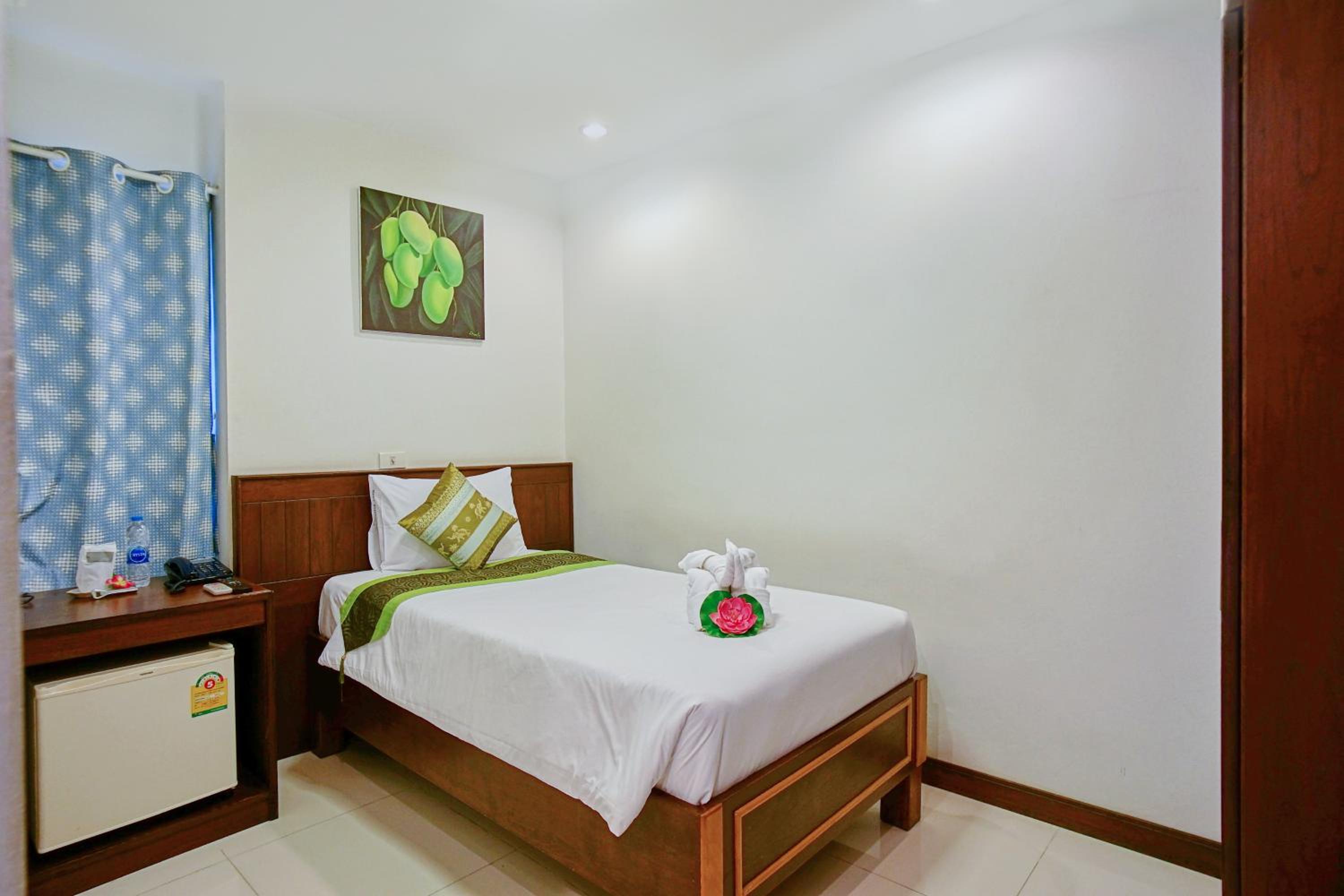 Budget Single Room