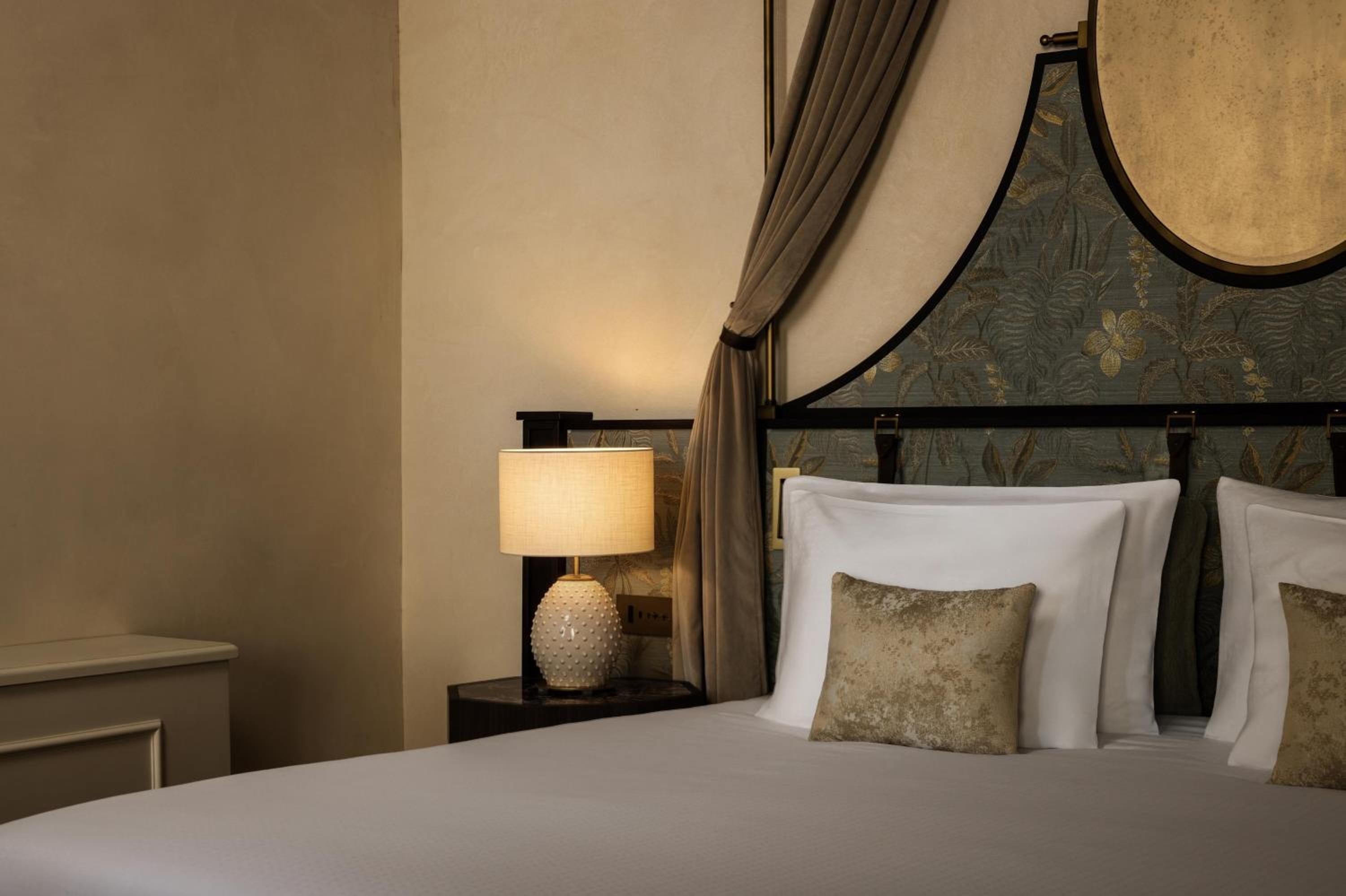 Amici Miei Junior Suite With Frescos