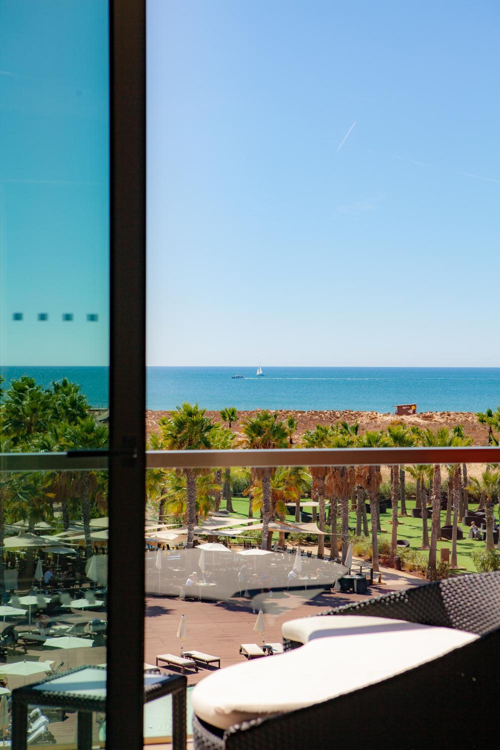 Palm Club Suite Ocean View photo 2