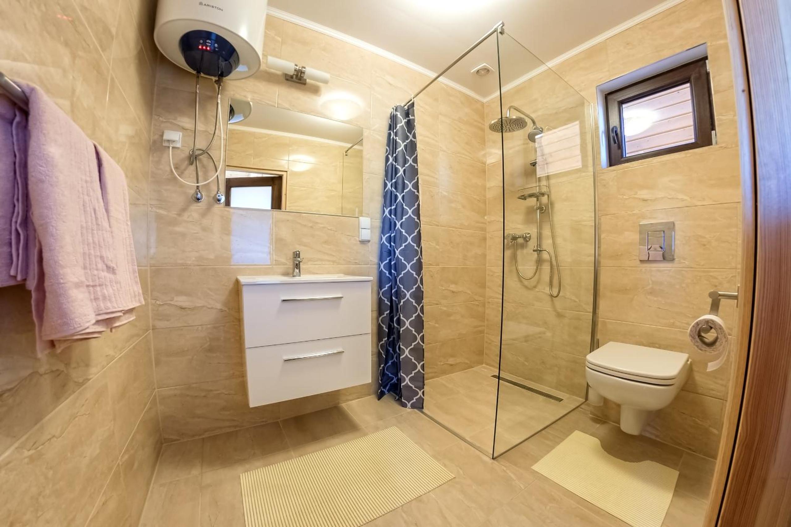 Two-Bedroom Suite photo 3
