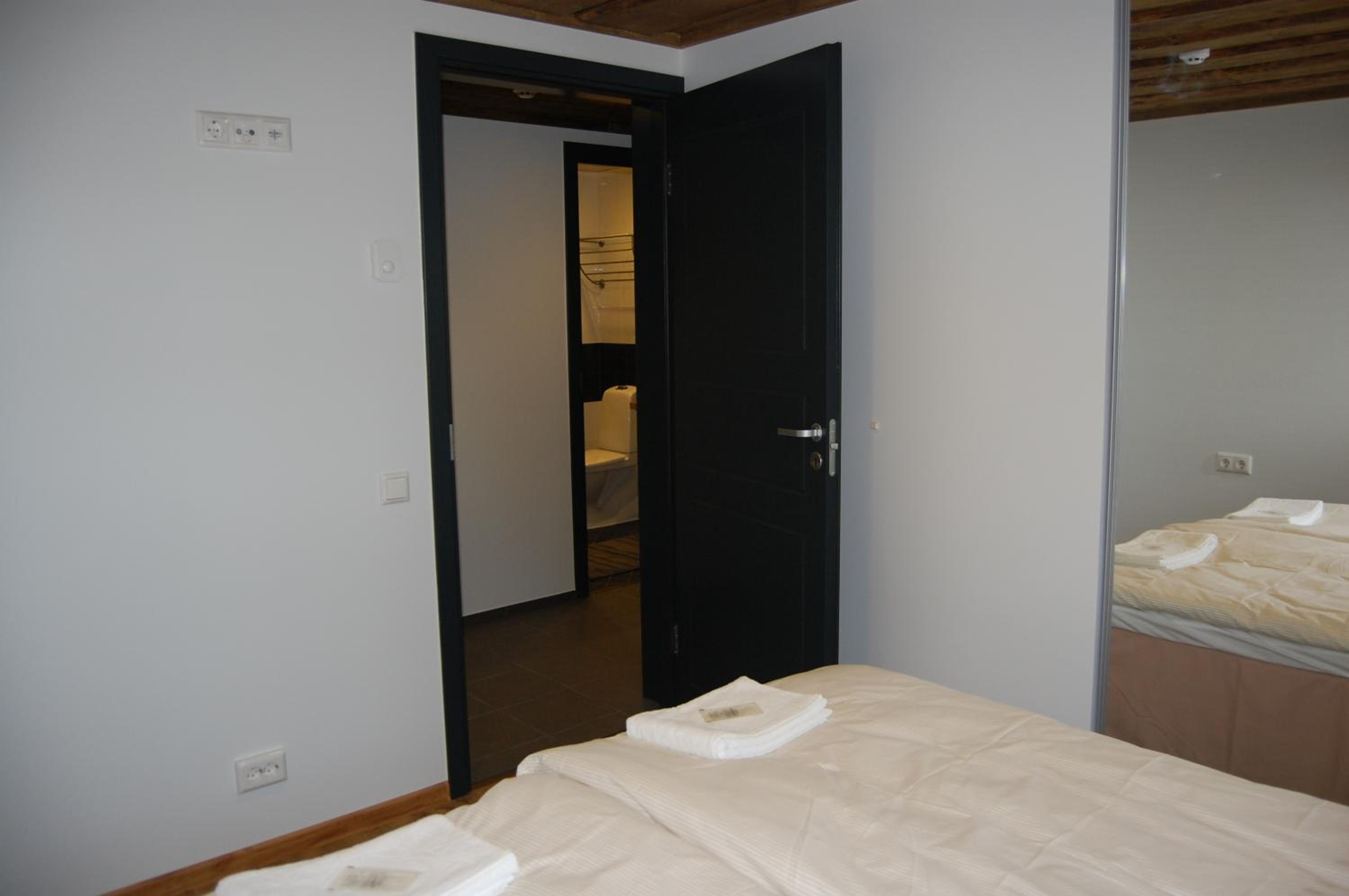 Superior Two-Bedroom Suite - Photo 14