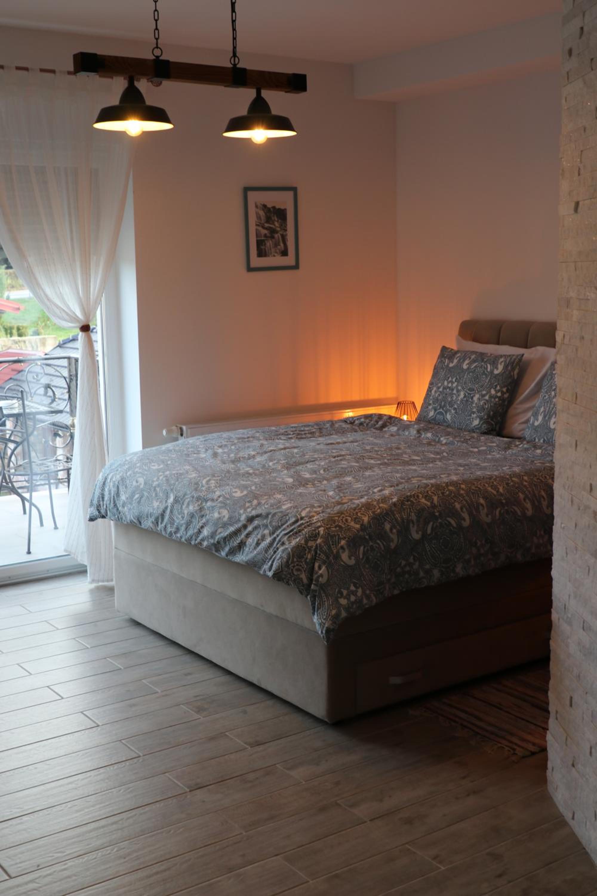 Deluxe Double Room with Balcony - Photo 40