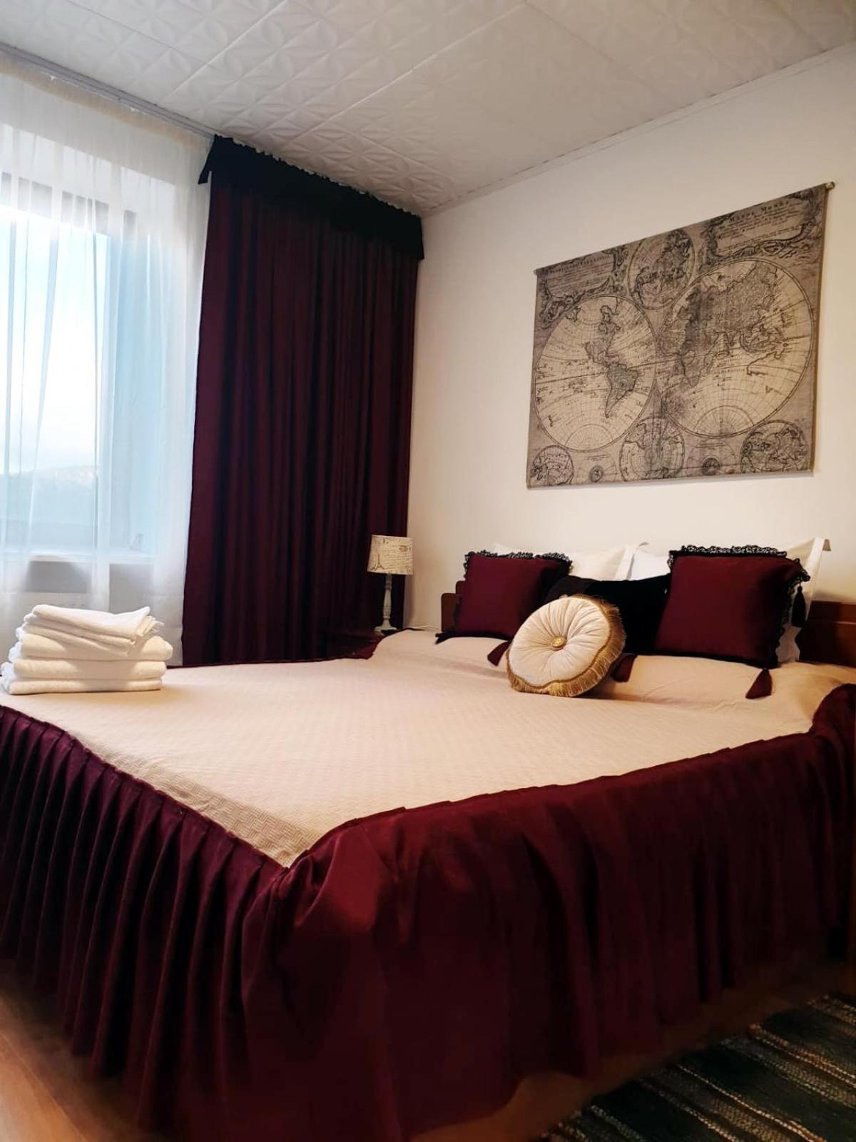 Two-Bedroom Apartment - Photo 21