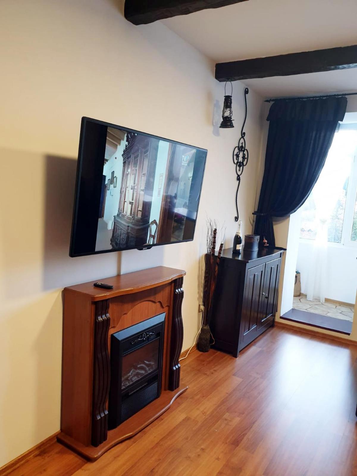 Two-Bedroom Apartment - Photo 1