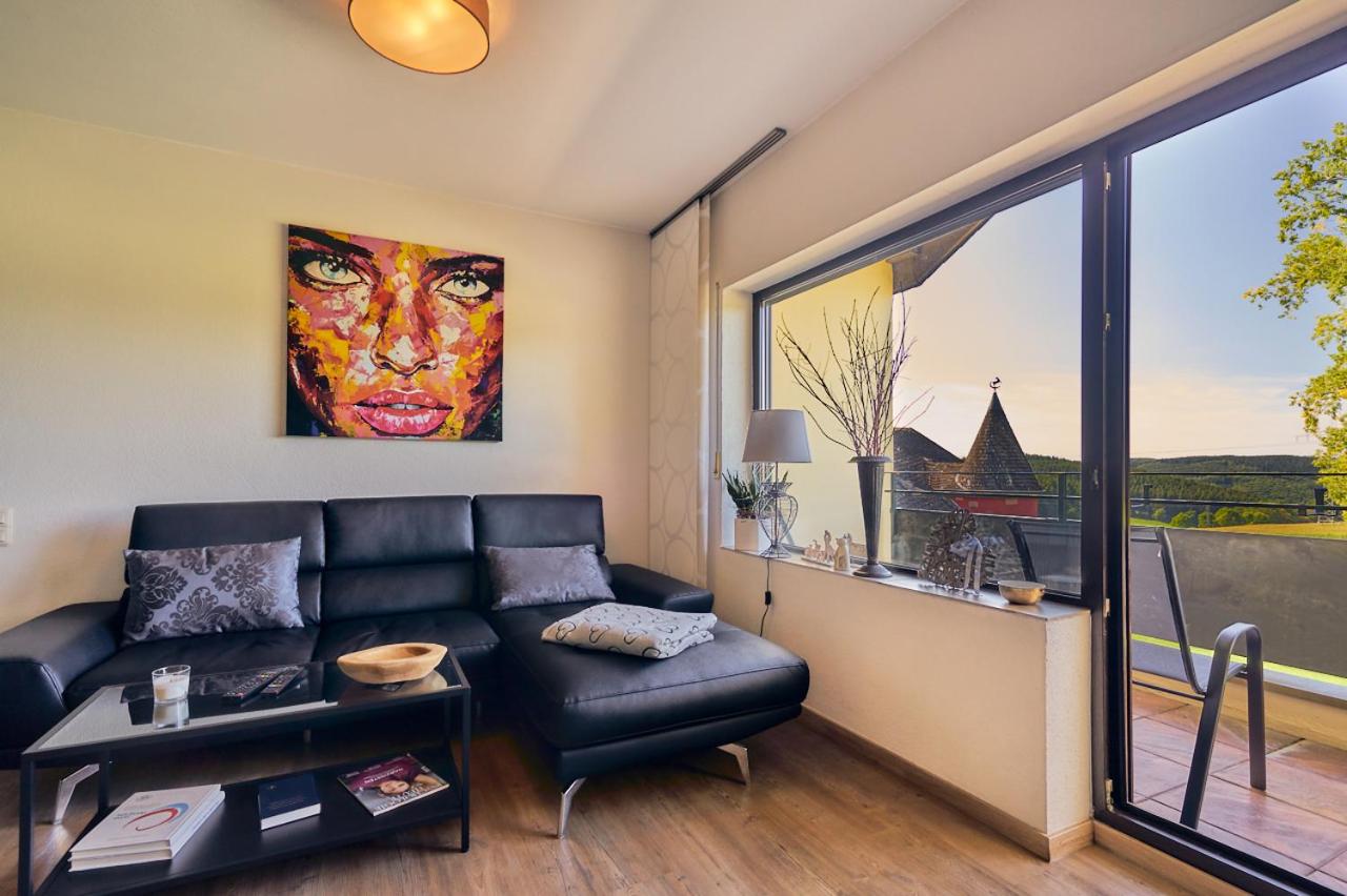 Junior Suite with Balcony - Photo 17