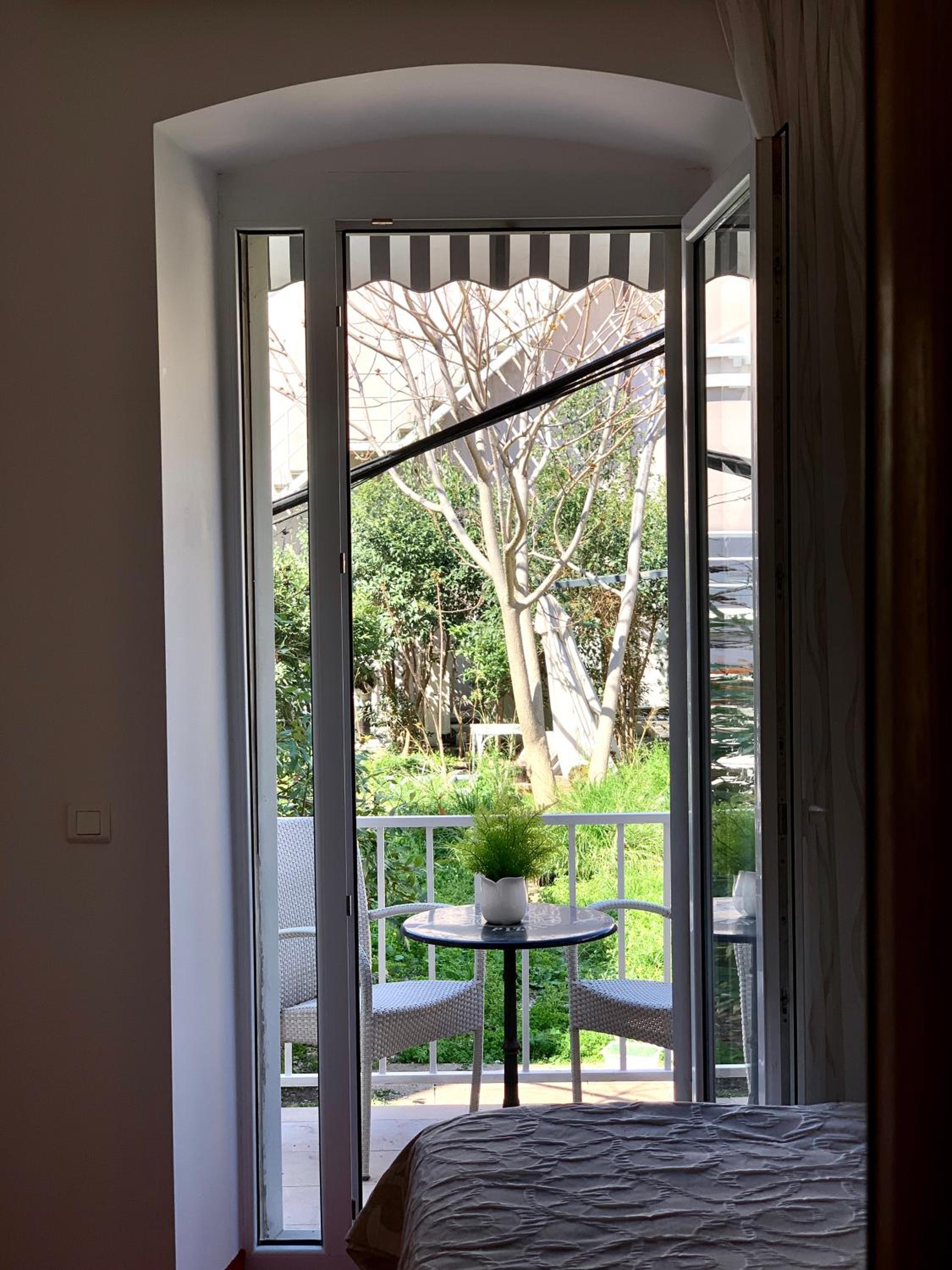 Suite (2 Adults) photo 3