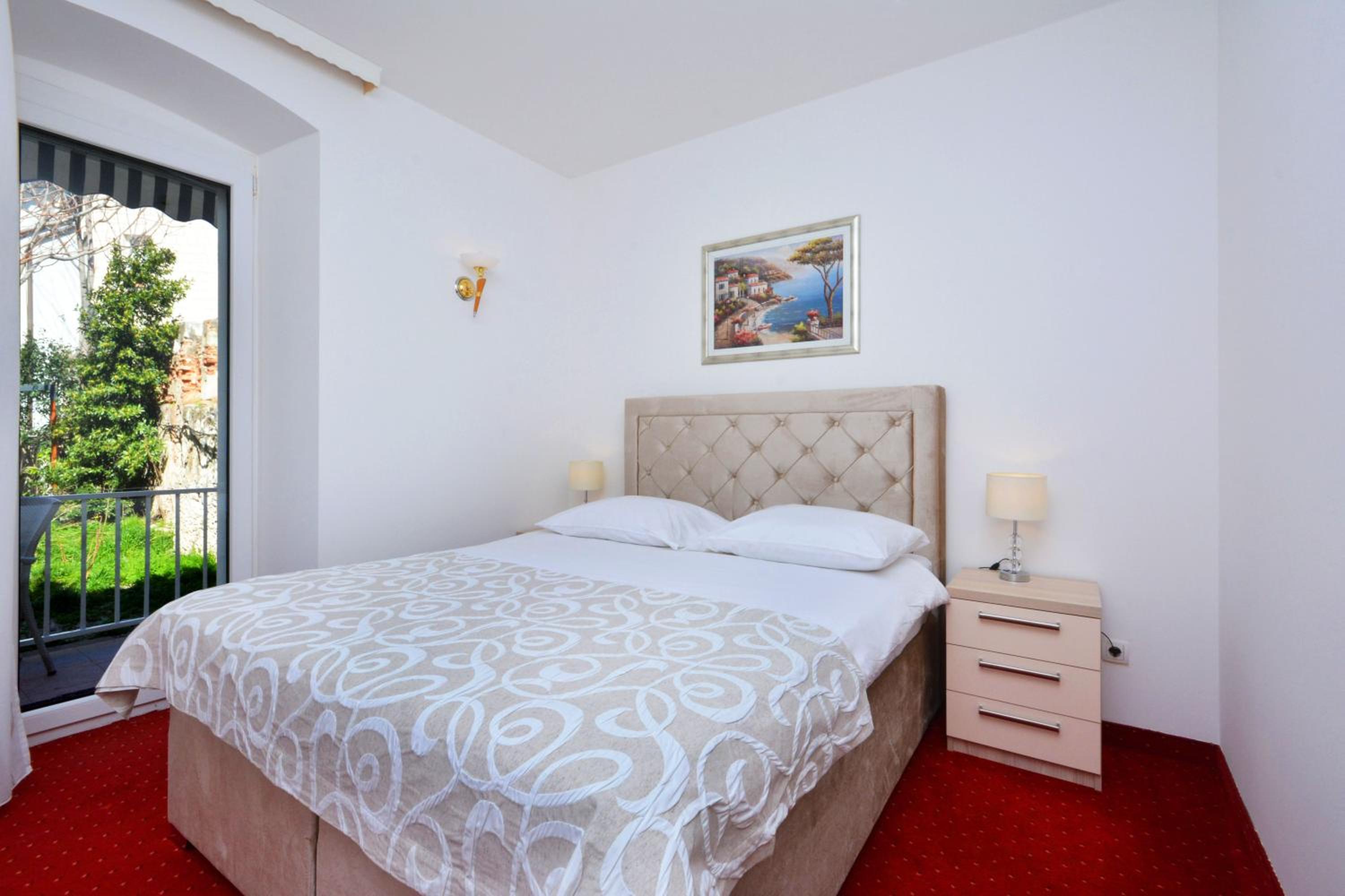 Suite (2 Adults) photo 1