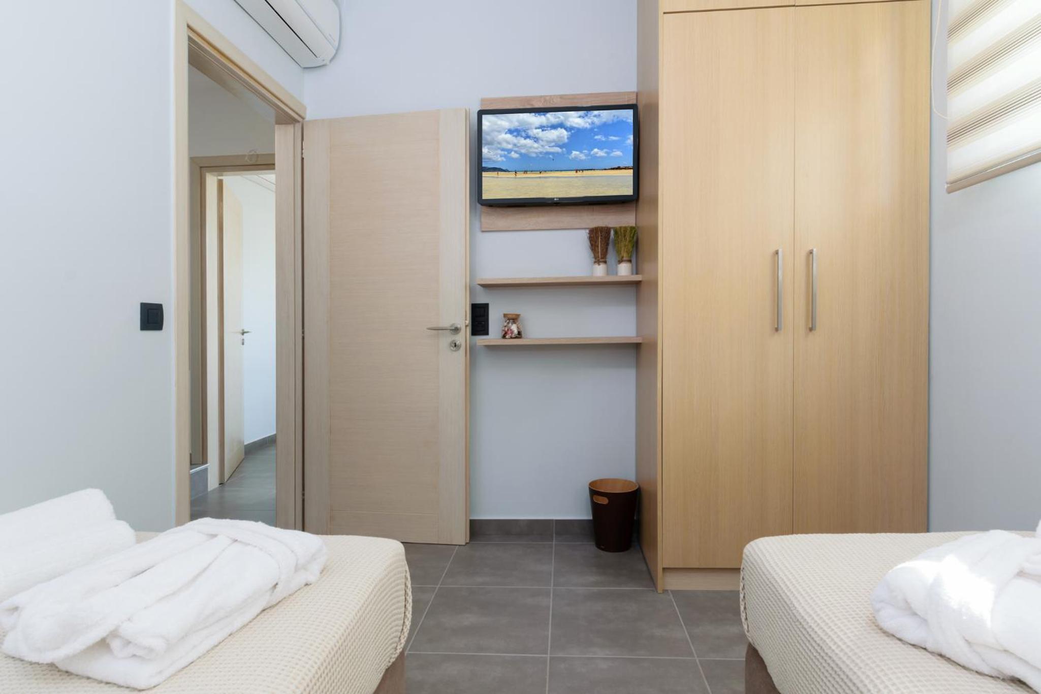 Villa photo 1