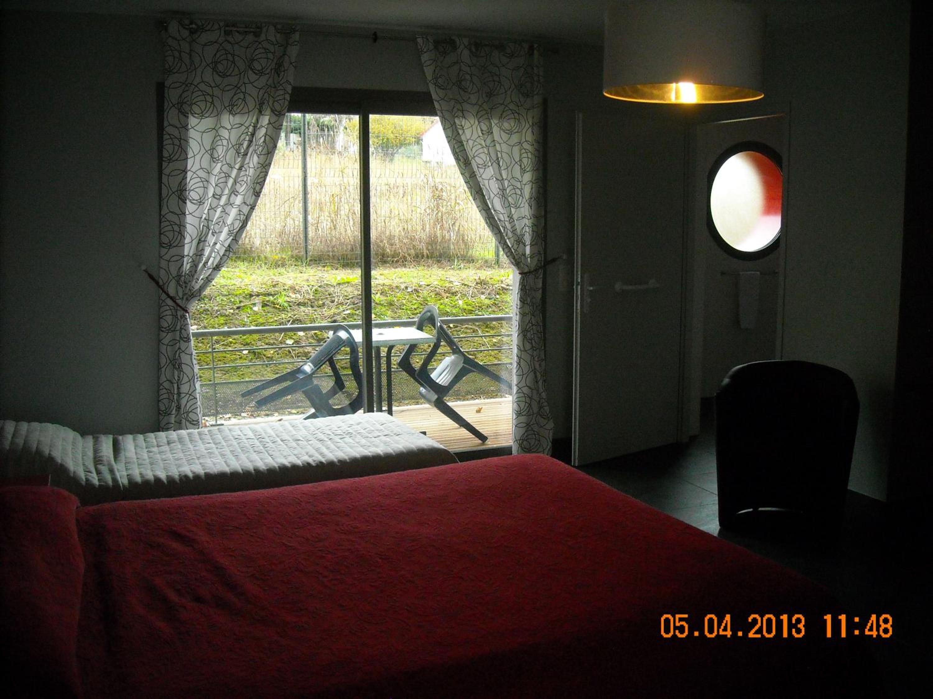 Family Room photo 3