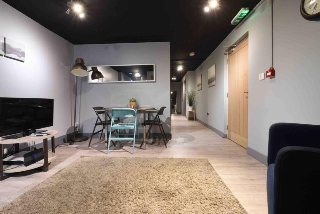 Apartment - Photo 23