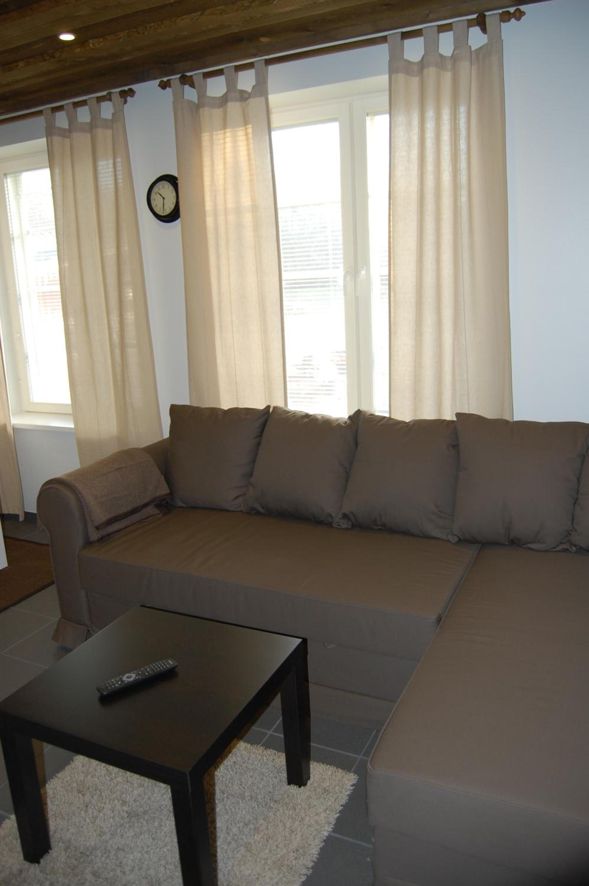 One-Bedroom Apartment - Photo 18
